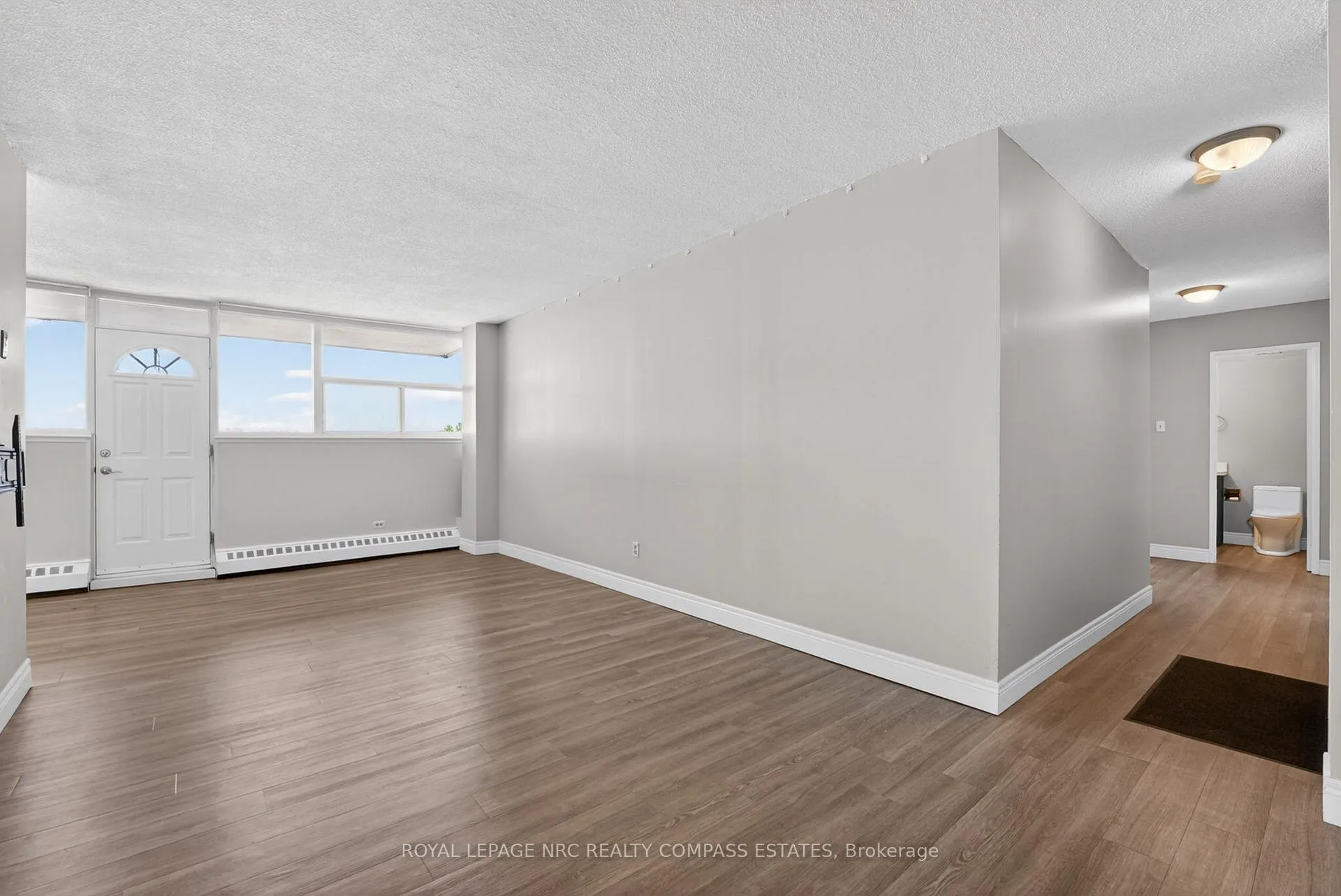 Photo 10 of Unit 407, 215 Glenridge Avenue, St. Catharines, Glendale/Glenridge — HOMEH
