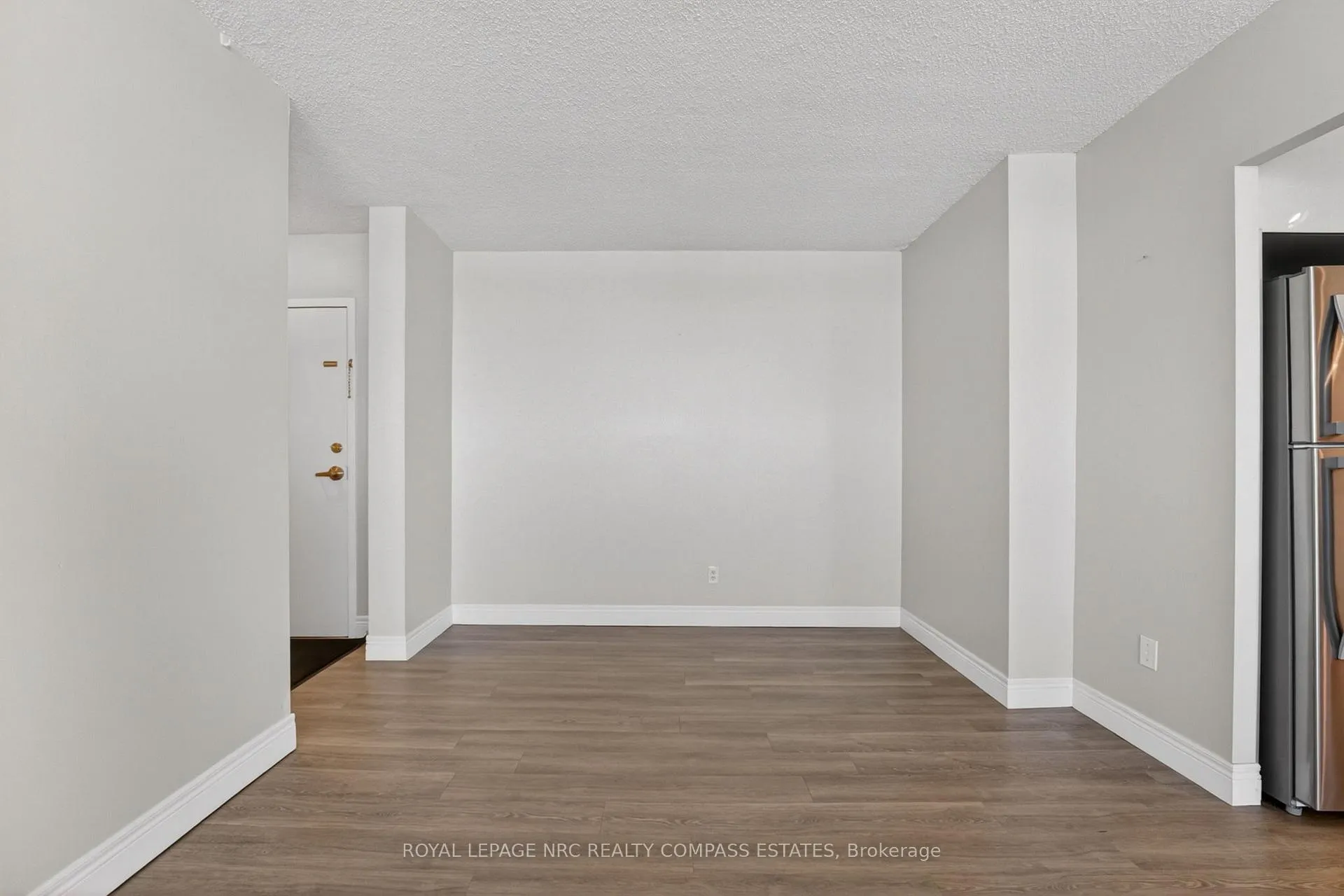 Photo 11 of Unit 407, 215 Glenridge Avenue, St. Catharines, Glendale/Glenridge — HOMEH
