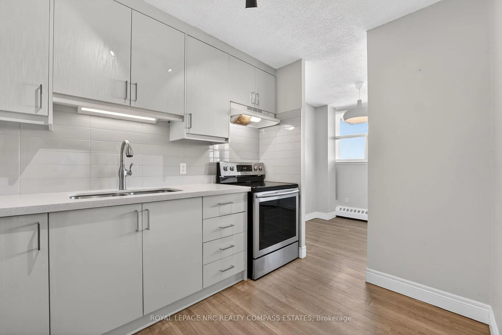 Photo 22 of Unit 407, 215 Glenridge Avenue, St. Catharines, Glendale/Glenridge — HOMEH