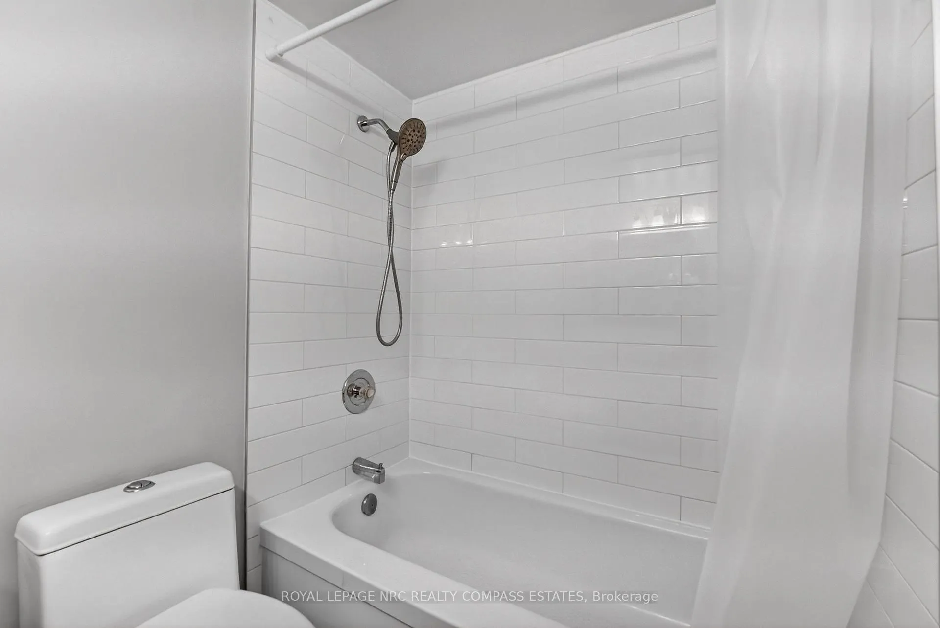 Photo 33 of Unit 407, 215 Glenridge Avenue, St. Catharines, Glendale/Glenridge — HOMEH