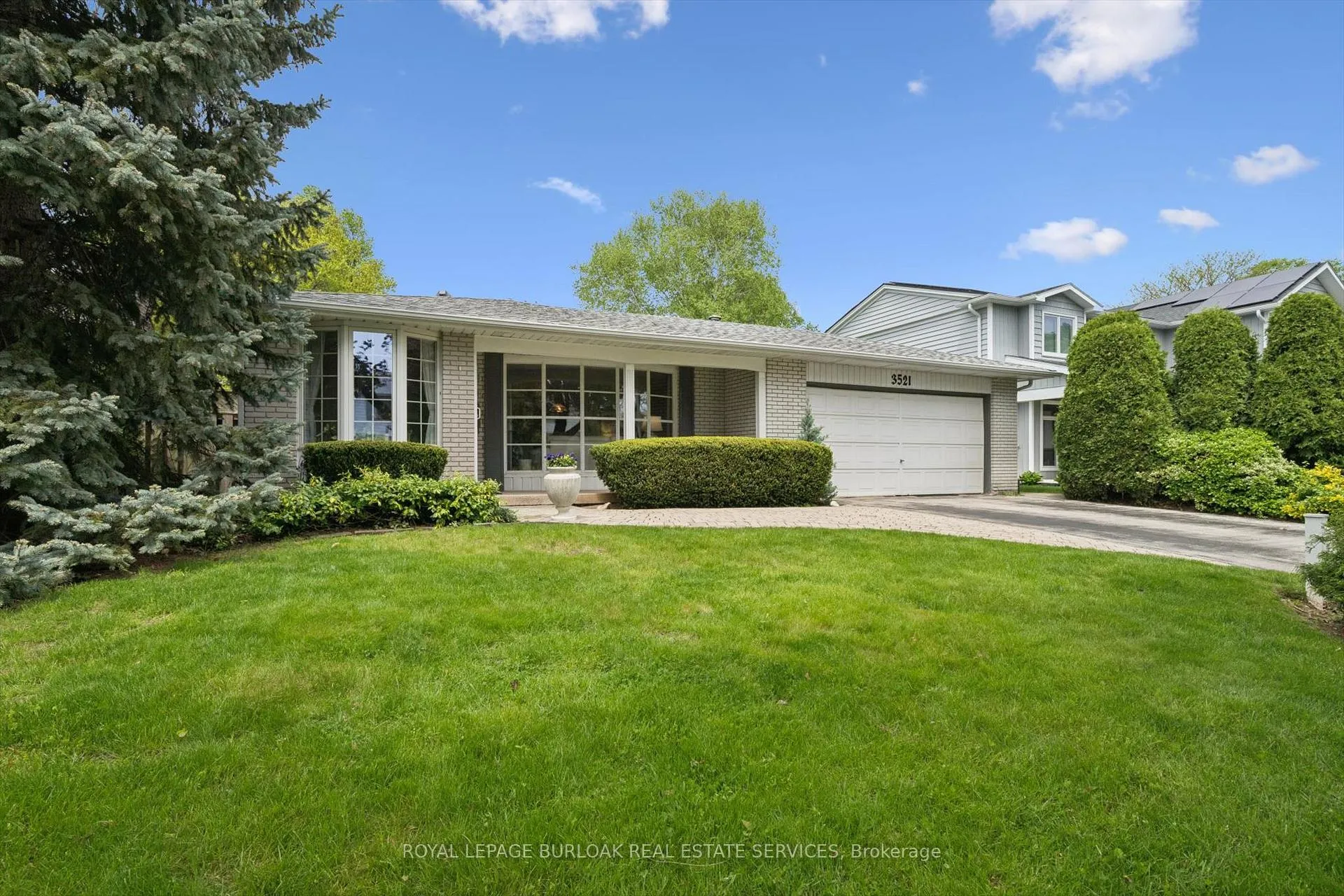 Photo 2 of 3521 Regal Road, Burlington, Roseland — HOMEH