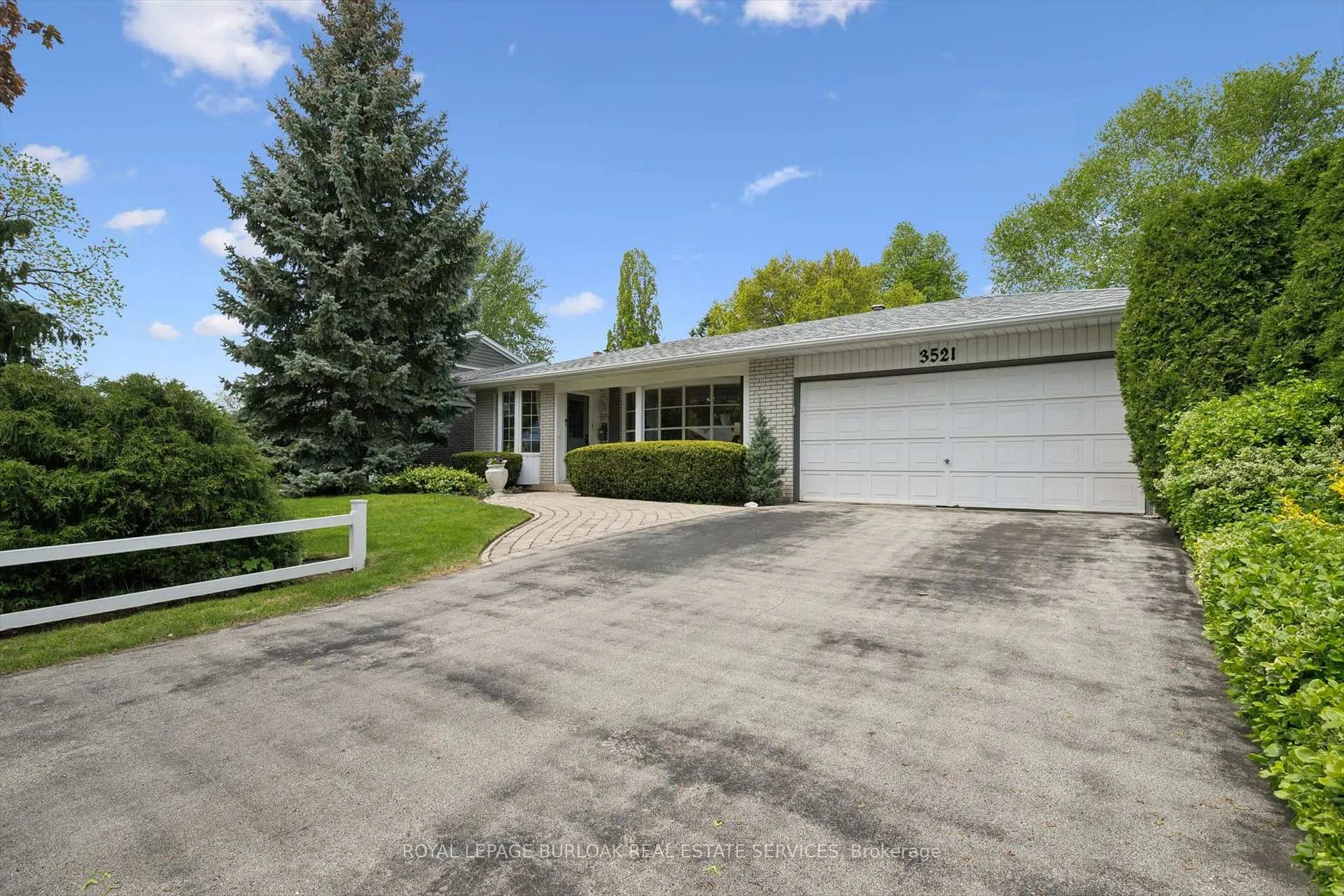 Photo 3 of 3521 Regal Road, Burlington, Roseland — HOMEH