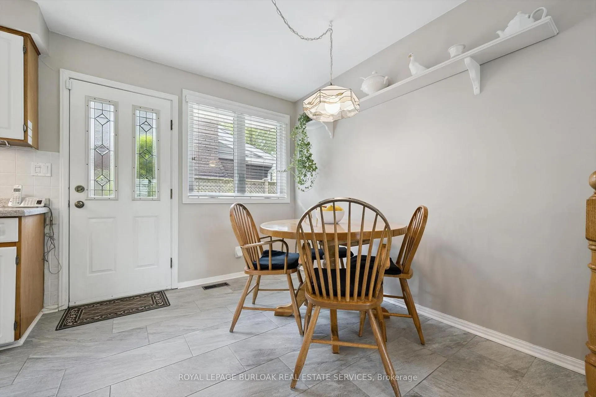 Photo 12 of 3521 Regal Road, Burlington, Roseland — HOMEH