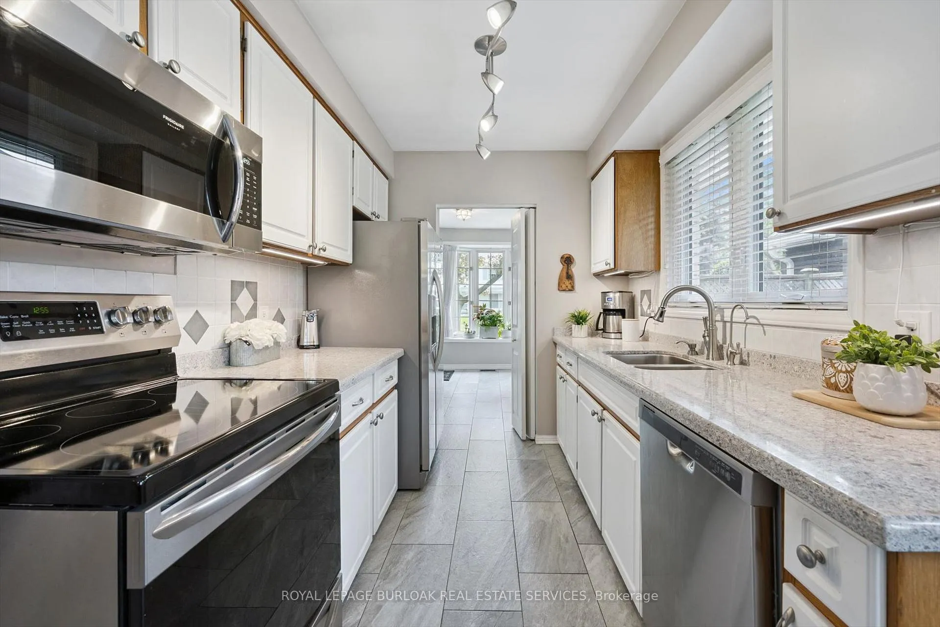 Photo 14 of 3521 Regal Road, Burlington, Roseland — HOMEH