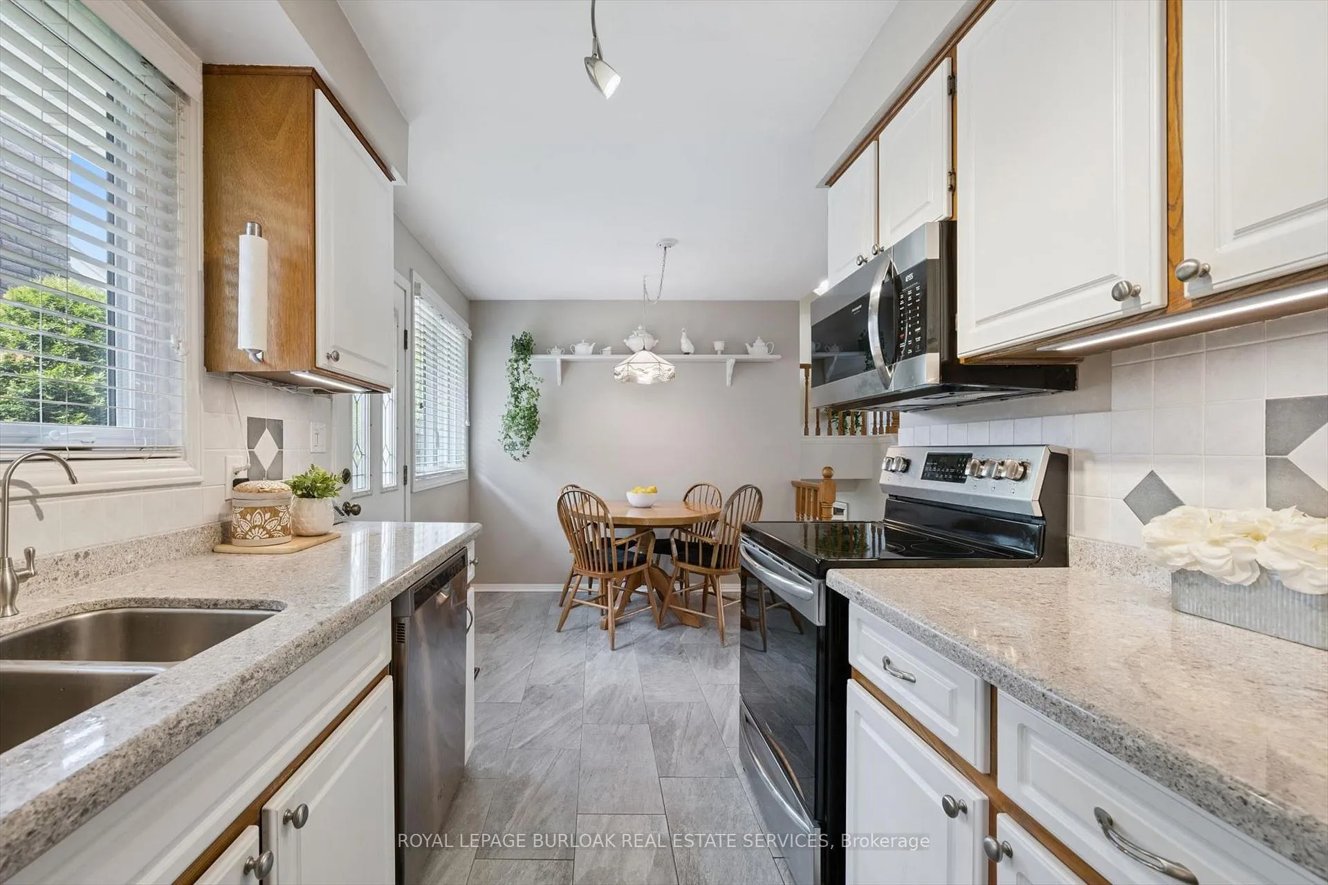 Photo 17 of 3521 Regal Road, Burlington, Roseland — HOMEH