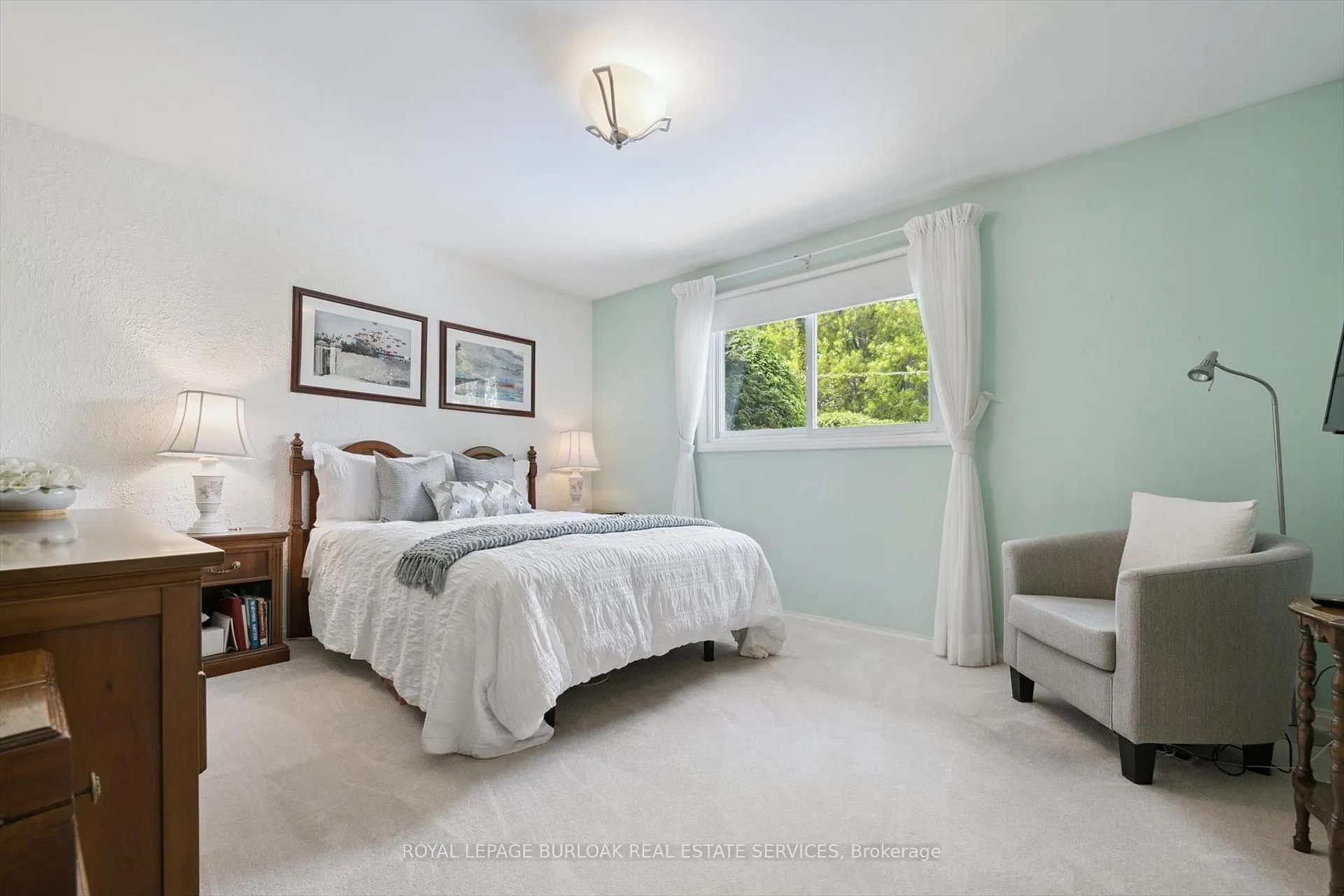 Photo 18 of 3521 Regal Road, Burlington, Roseland — HOMEH