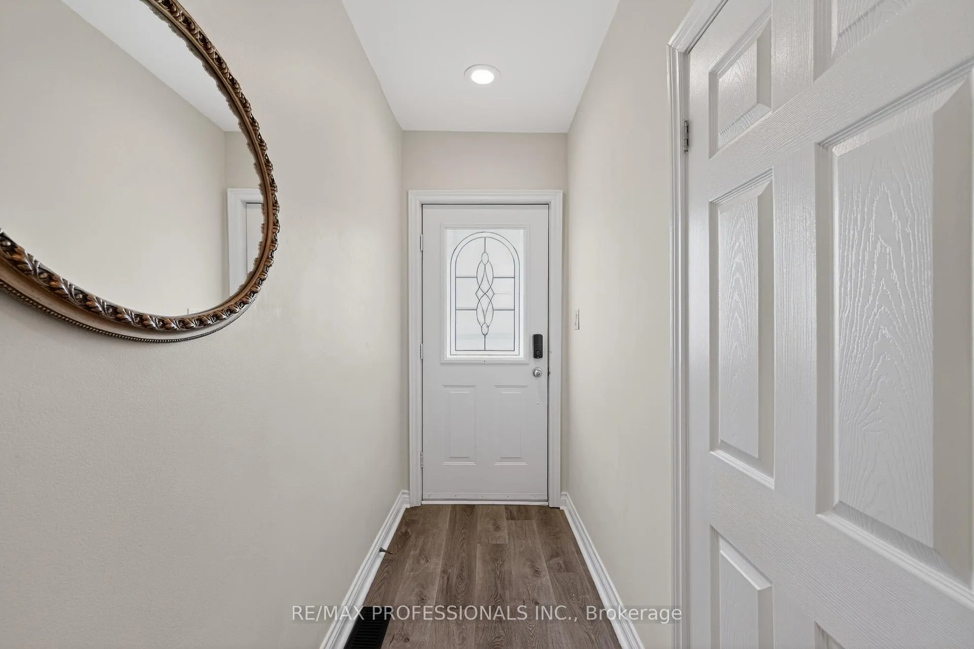 Photo 3 of 278 Caledonia Road, Toronto, Caledonia-Fairbank — HOMEH