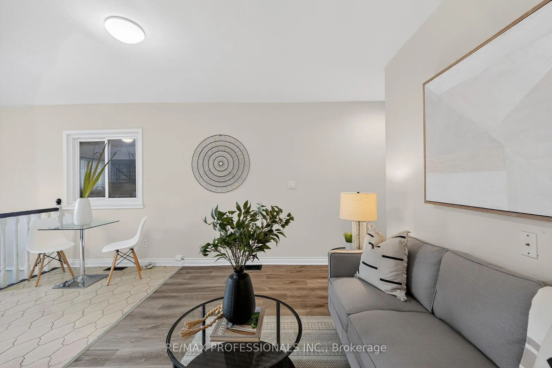 Photo 6 of 278 Caledonia Road, Toronto, Caledonia-Fairbank — HOMEH