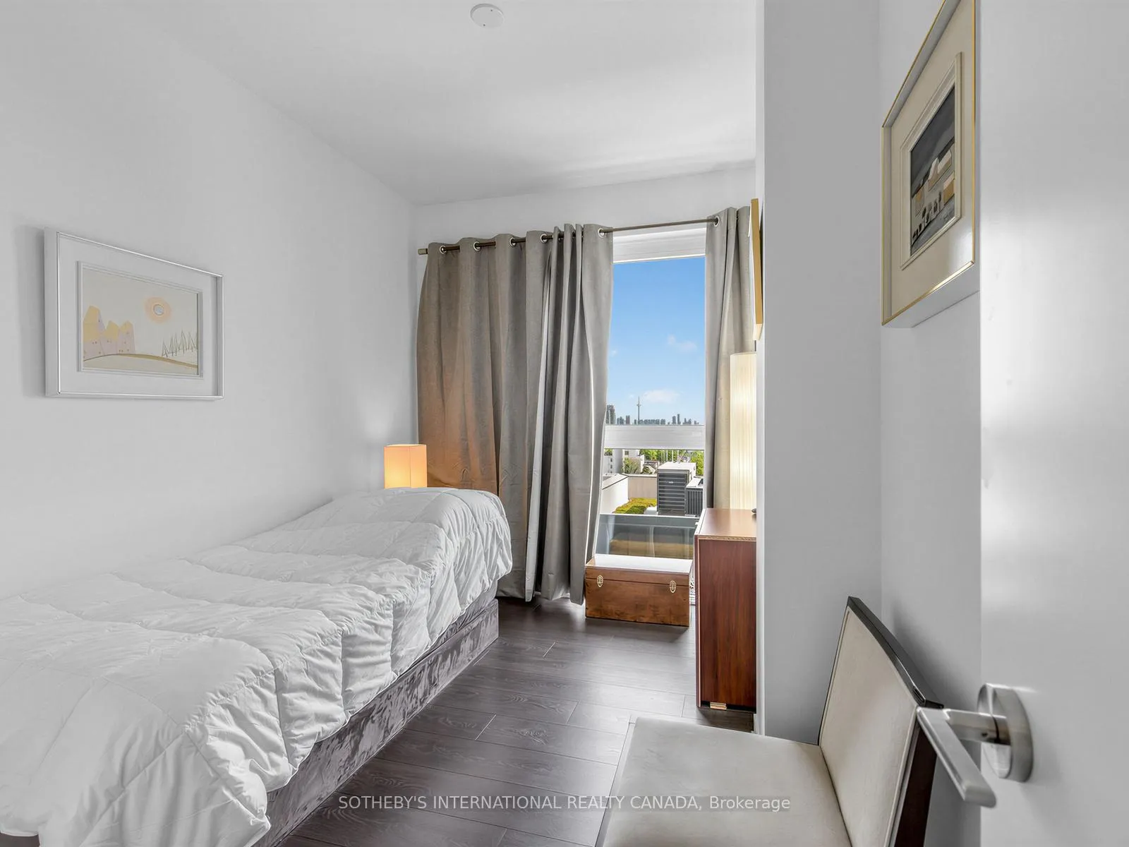 Photo 6 of Unit 1221, 2020 Bathurst Street, Toronto, Humewood-Cedarvale — HOMEH