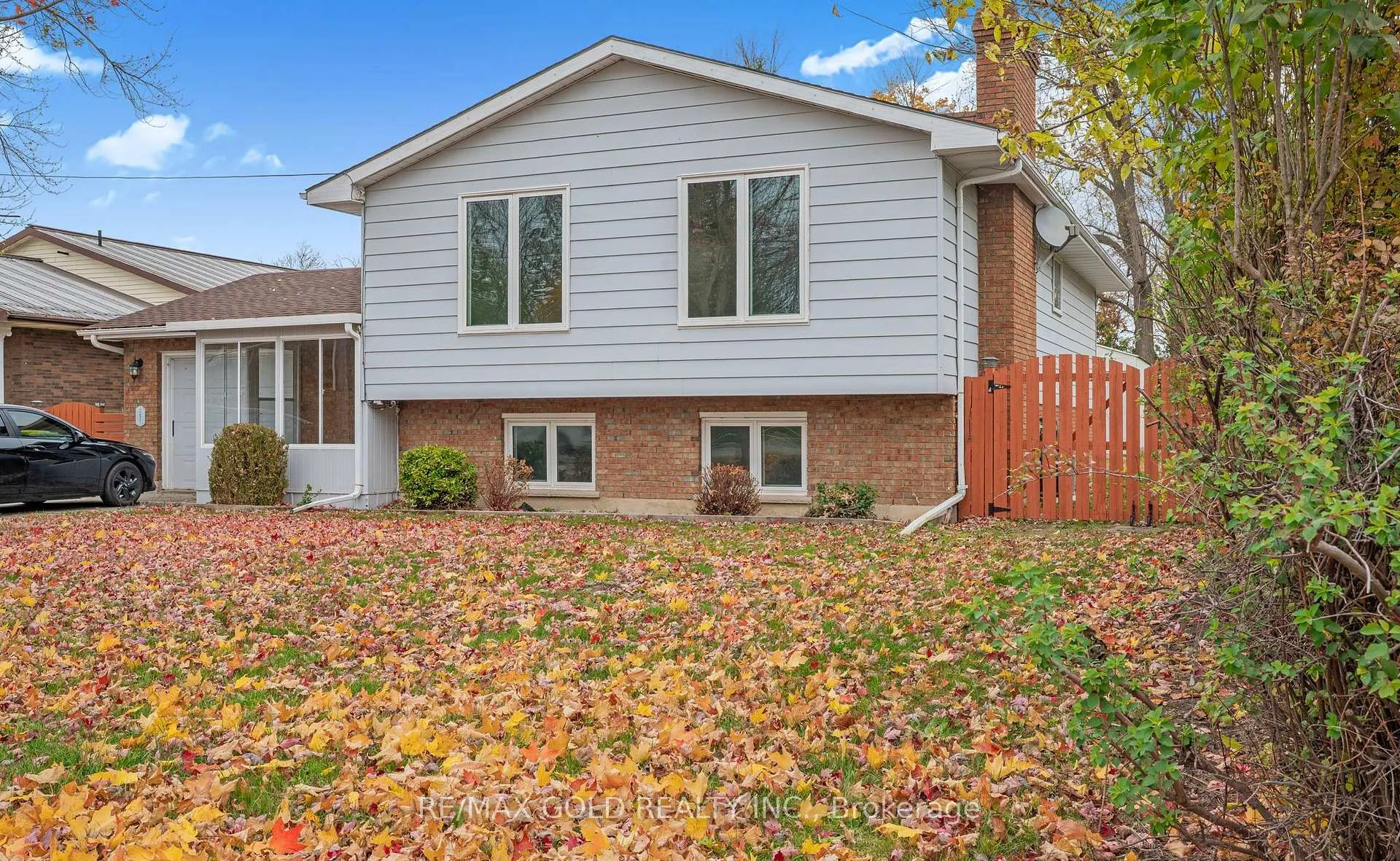 Photo 2 of 21990 Hagerty Road, Southwest Middlesex, Wardsville — HOMEH