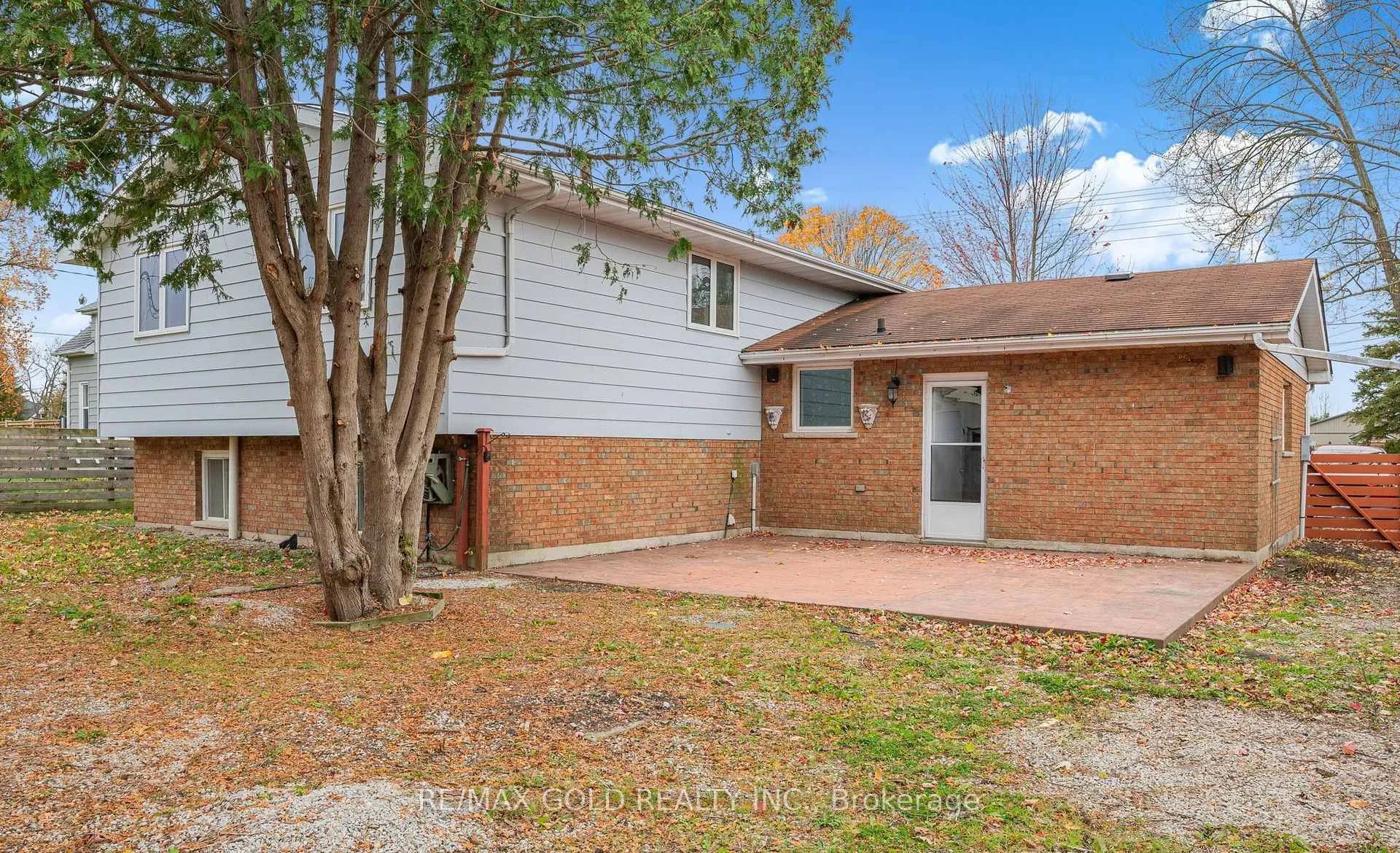 Photo 6 of 21990 Hagerty Road, Southwest Middlesex, Wardsville — HOMEH