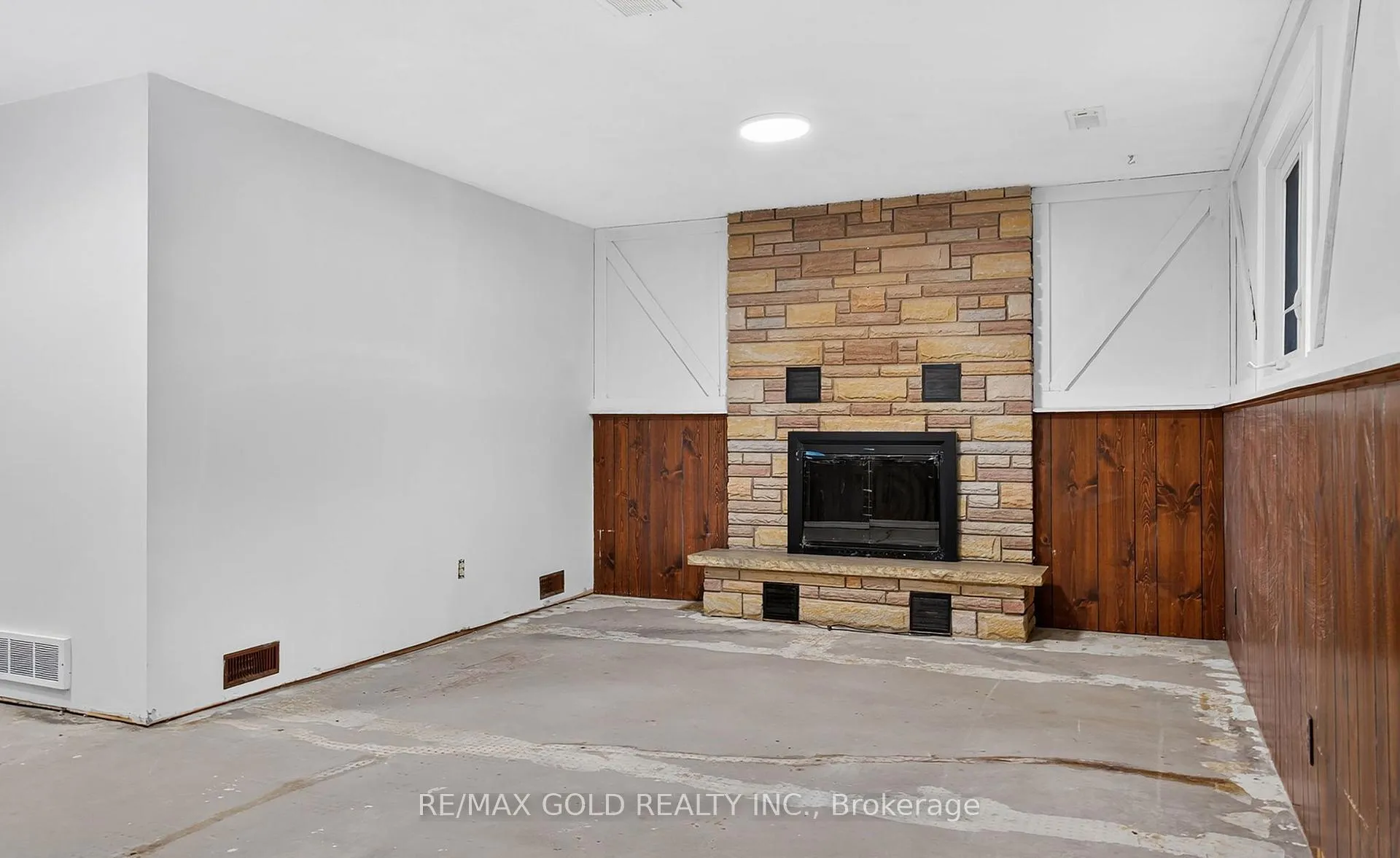 Photo 26 of 21990 Hagerty Road, Southwest Middlesex, Wardsville — HOMEH