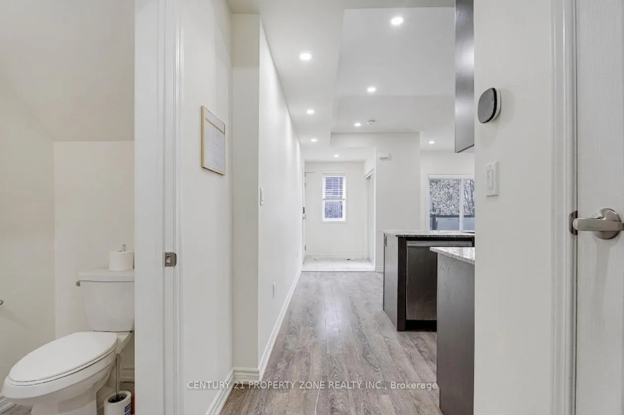 Photo 7 of Unit 4, 250 Lagerfeld Drive, Brampton, Northwest Brampton — HOMEH