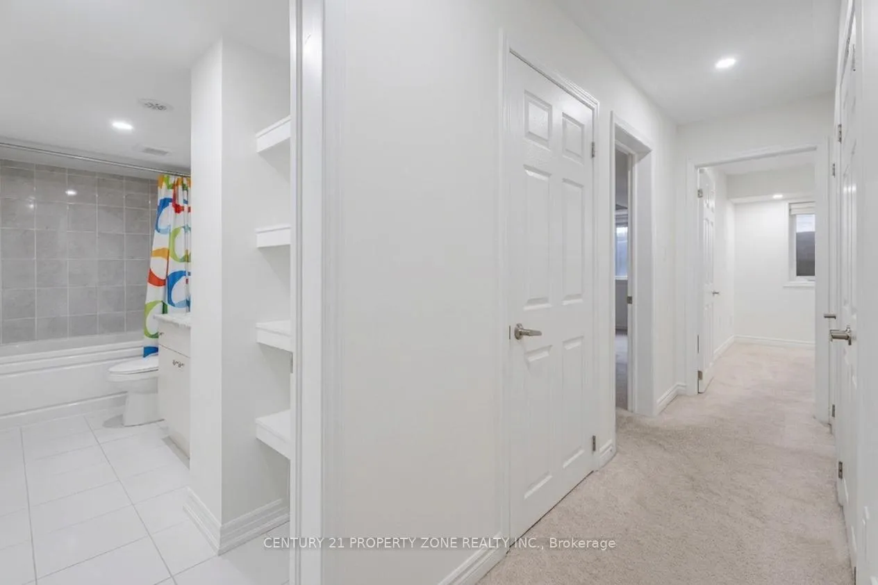 Photo 13 of Unit 4, 250 Lagerfeld Drive, Brampton, Northwest Brampton — HOMEH