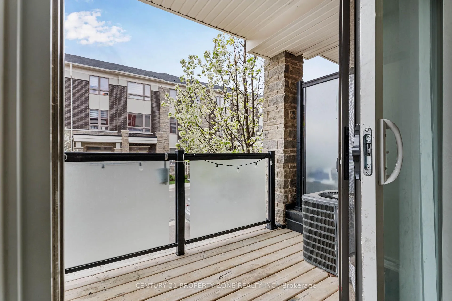 Photo 17 of Unit 4, 250 Lagerfeld Drive, Brampton, Northwest Brampton — HOMEH