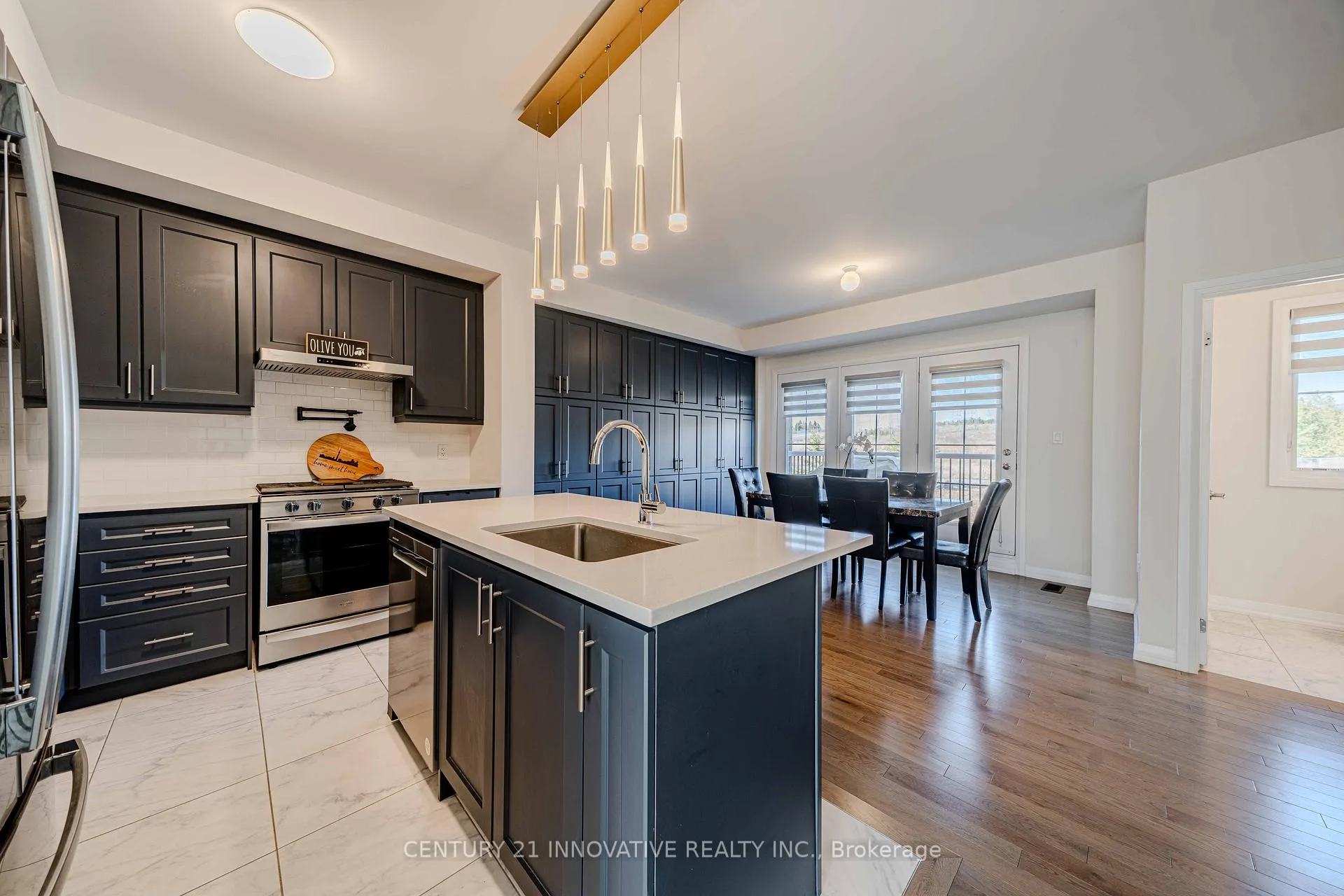 Photo 3 of 30 Coote Court, Ajax, Northwest Ajax — HOMEH