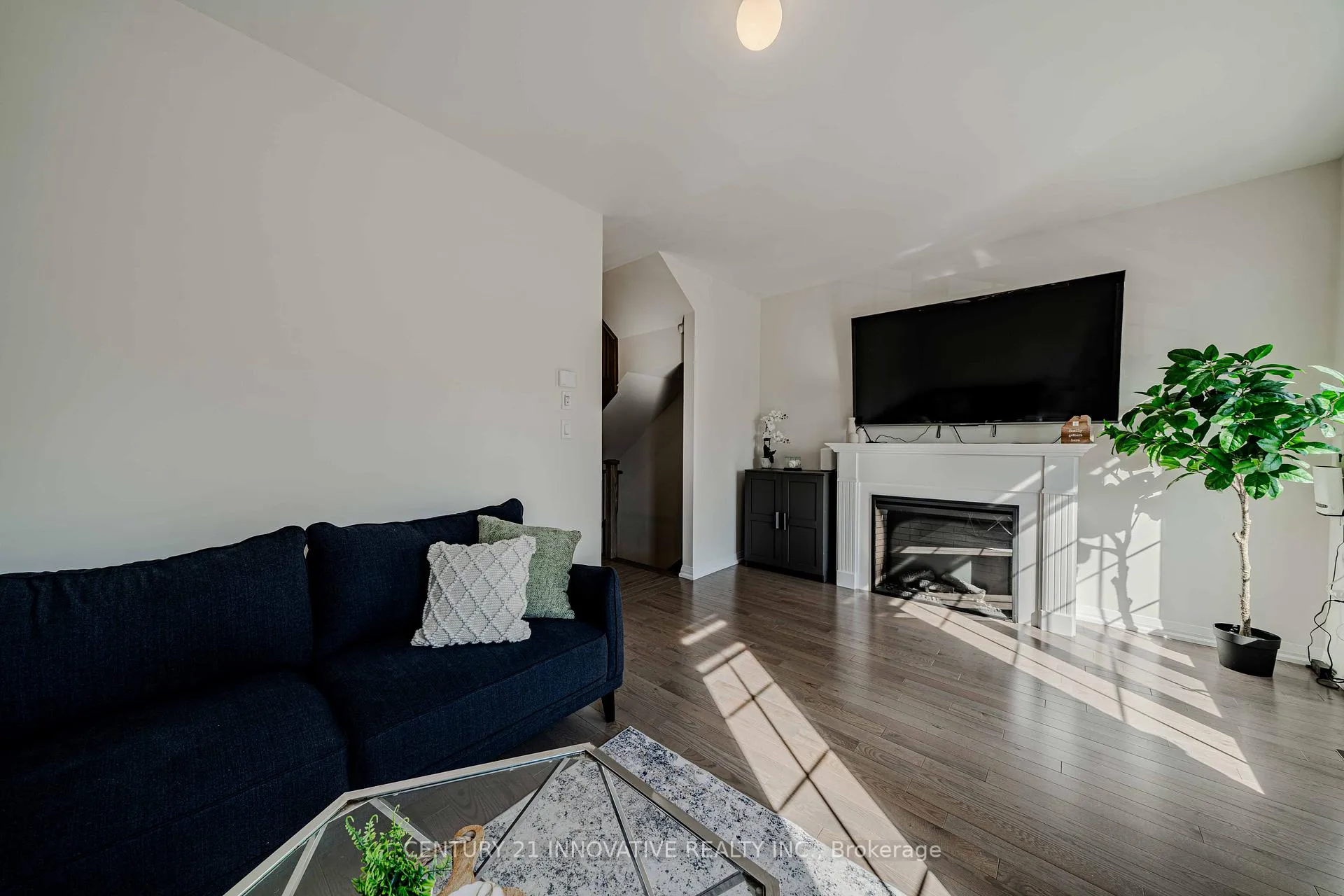 Photo 8 of 30 Coote Court, Ajax, Northwest Ajax — HOMEH