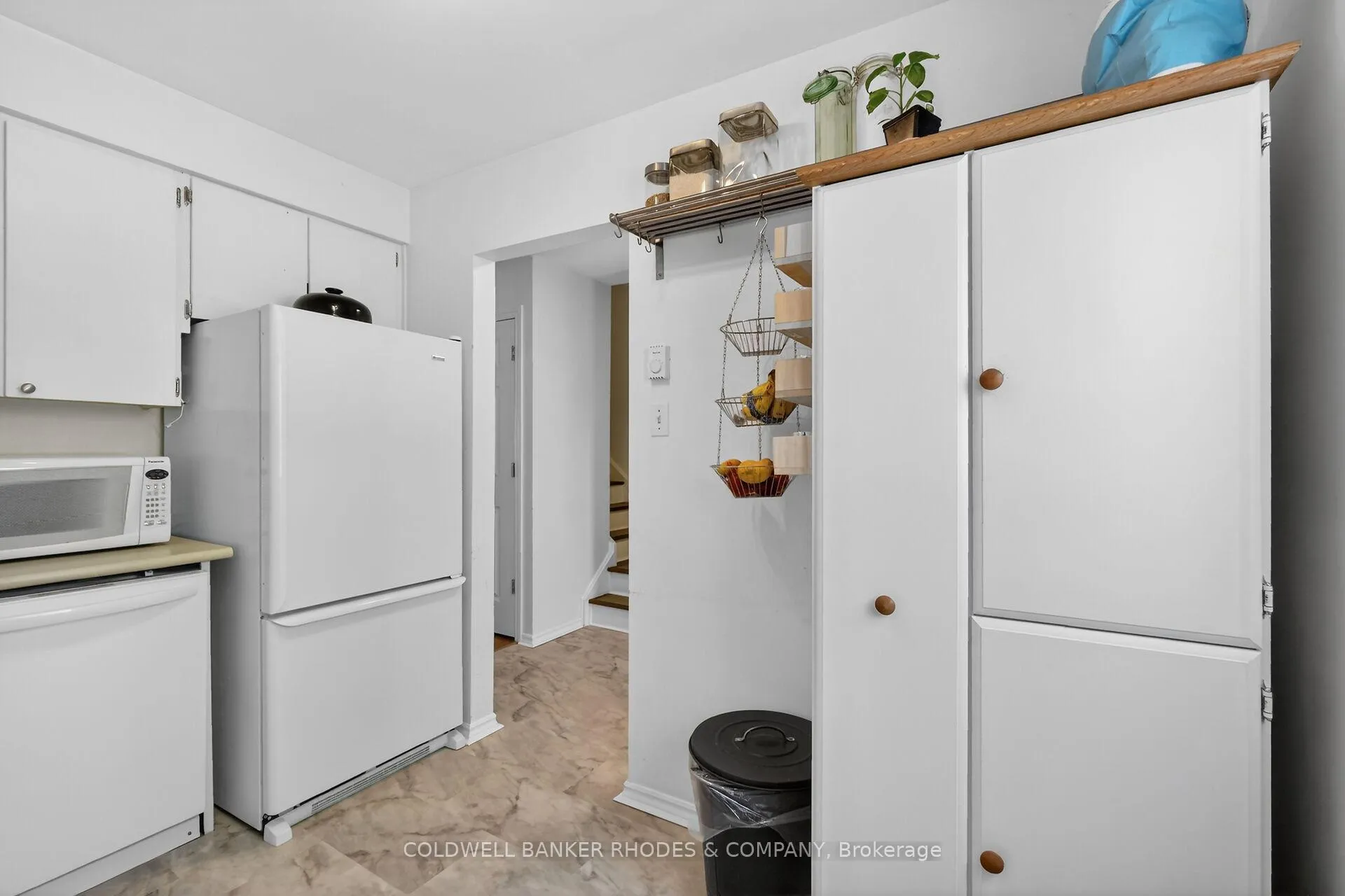 Photo 13 of 17 Pixley Private, Ottawa, Riverview Park — HOMEH