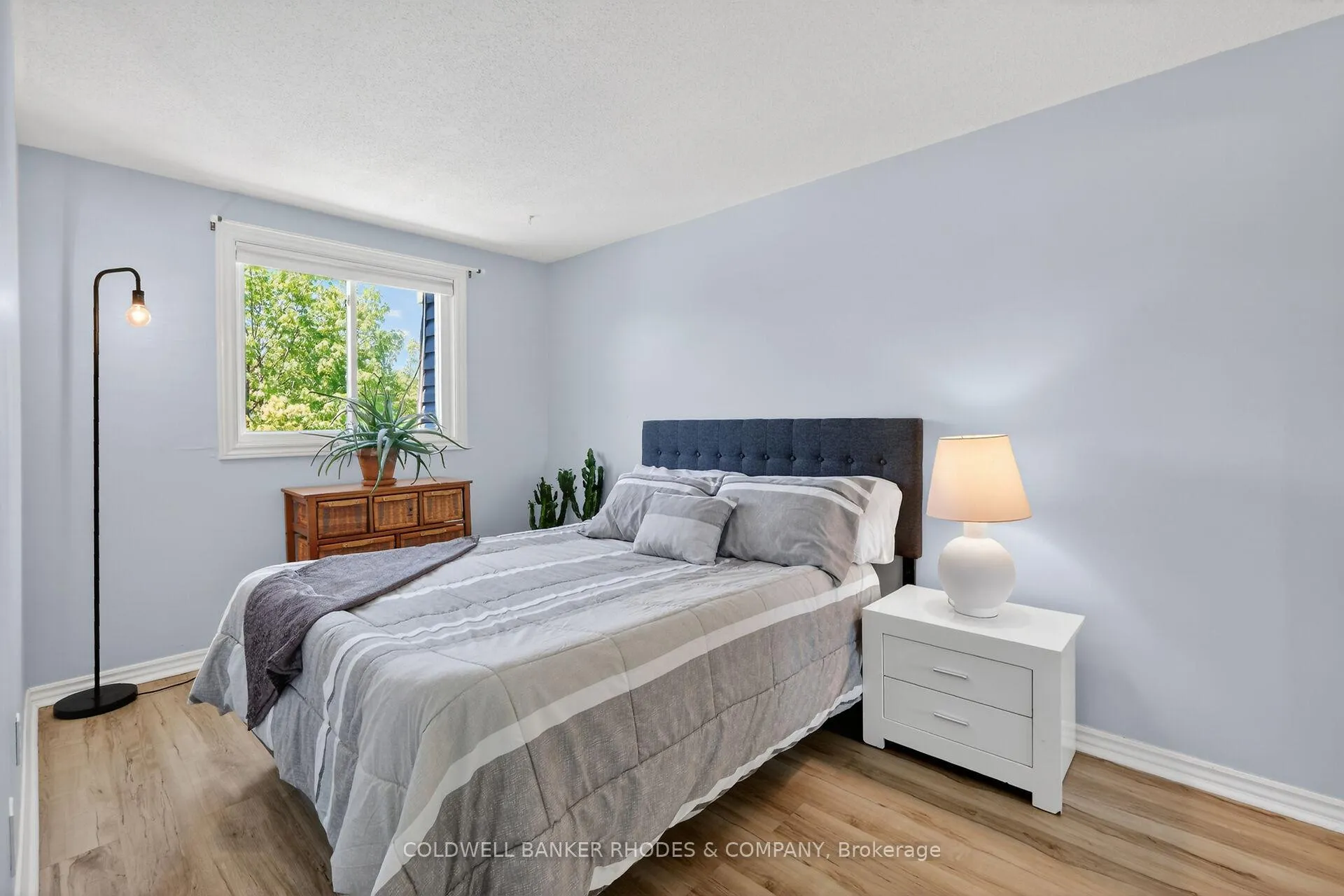 Photo 19 of 17 Pixley Private, Ottawa, Riverview Park — HOMEH