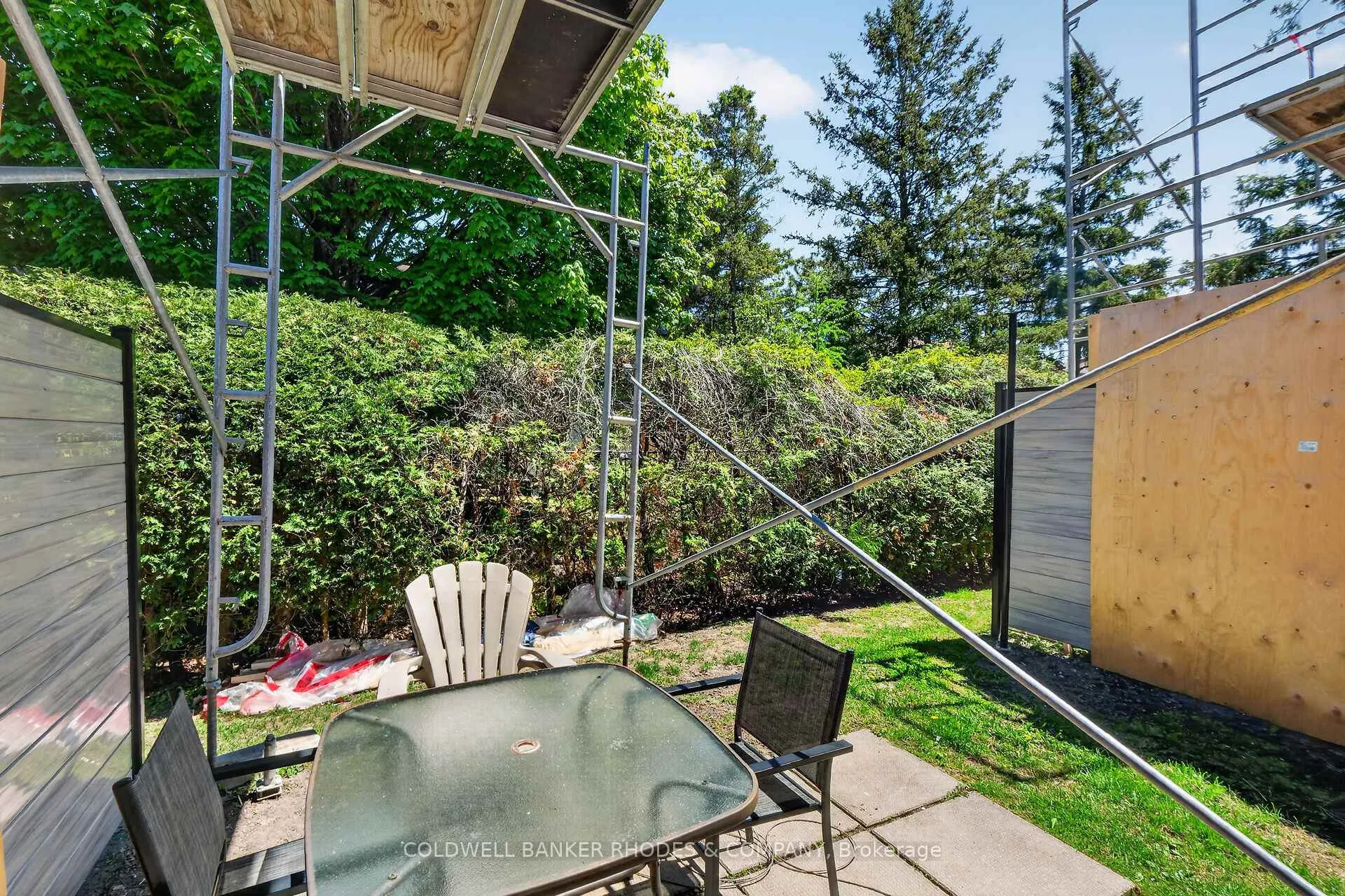 Photo 28 of 17 Pixley Private, Ottawa, Riverview Park — HOMEH