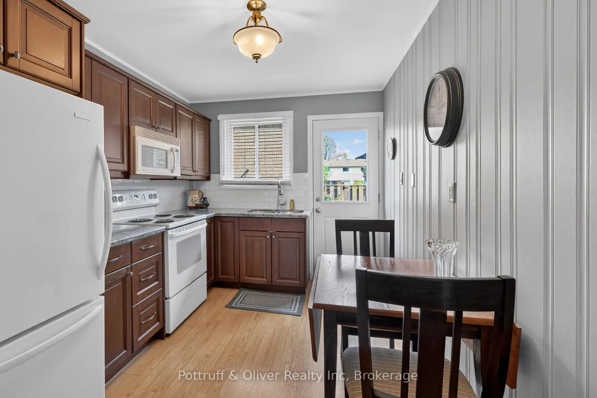 Photo 10 of Unit 32, 1350 Limeridge Road E, Hamilton, Trenholme — HOMEH