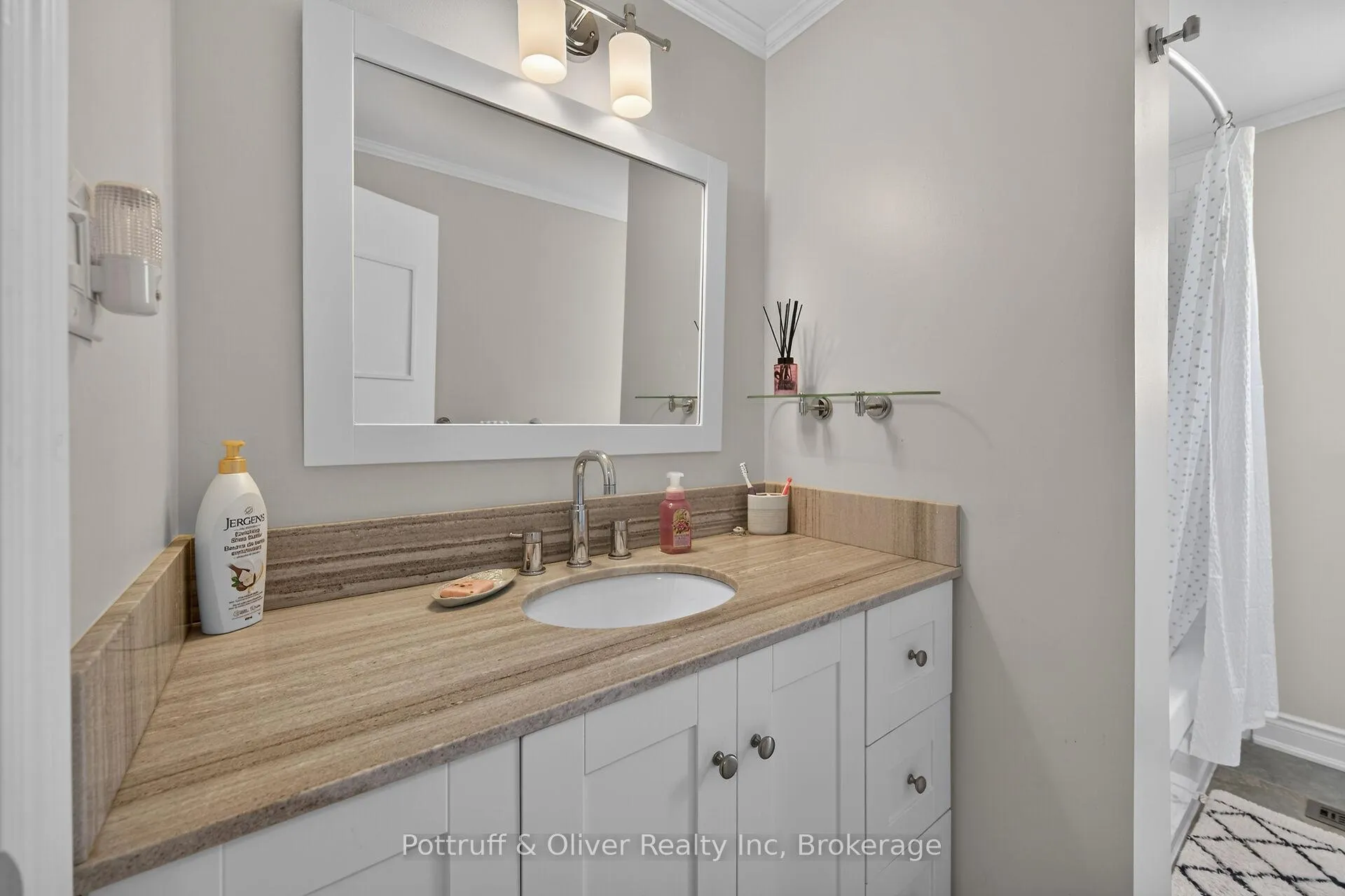 Photo 25 of Unit 32, 1350 Limeridge Road E, Hamilton, Trenholme — HOMEH