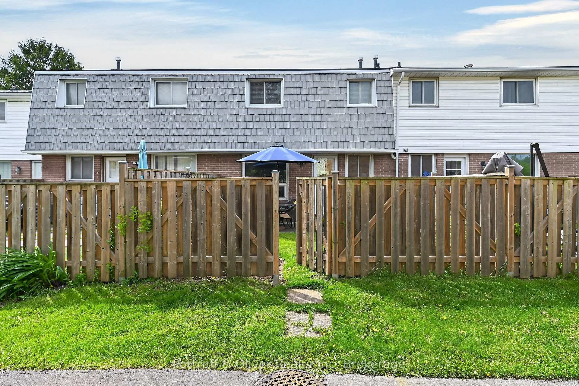 Photo 37 of Unit 32, 1350 Limeridge Road E, Hamilton, Trenholme — HOMEH