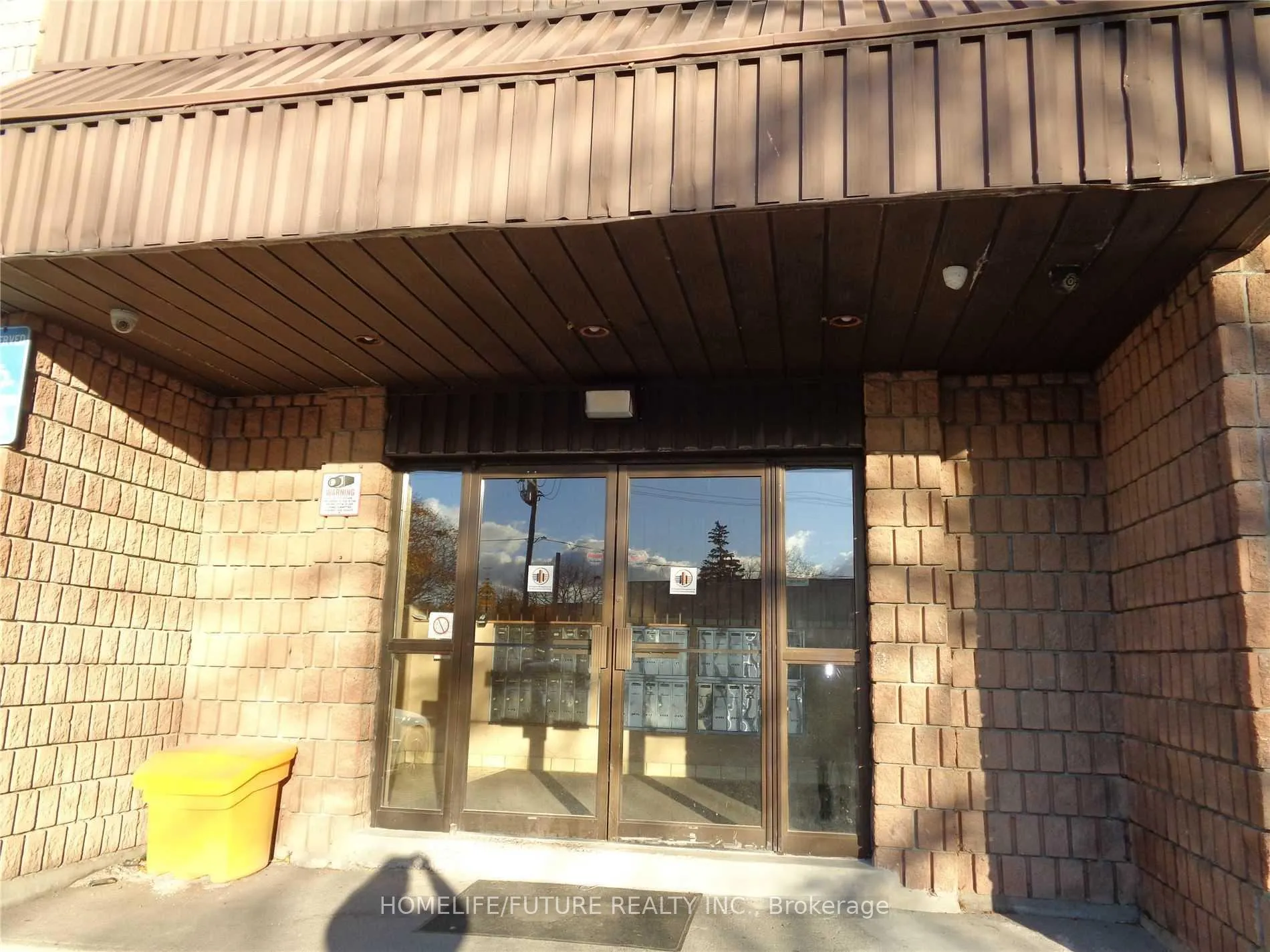 Photo 2 of Unit 203, 560 Bloor Street E, Oshawa, Farewell — HOMEH