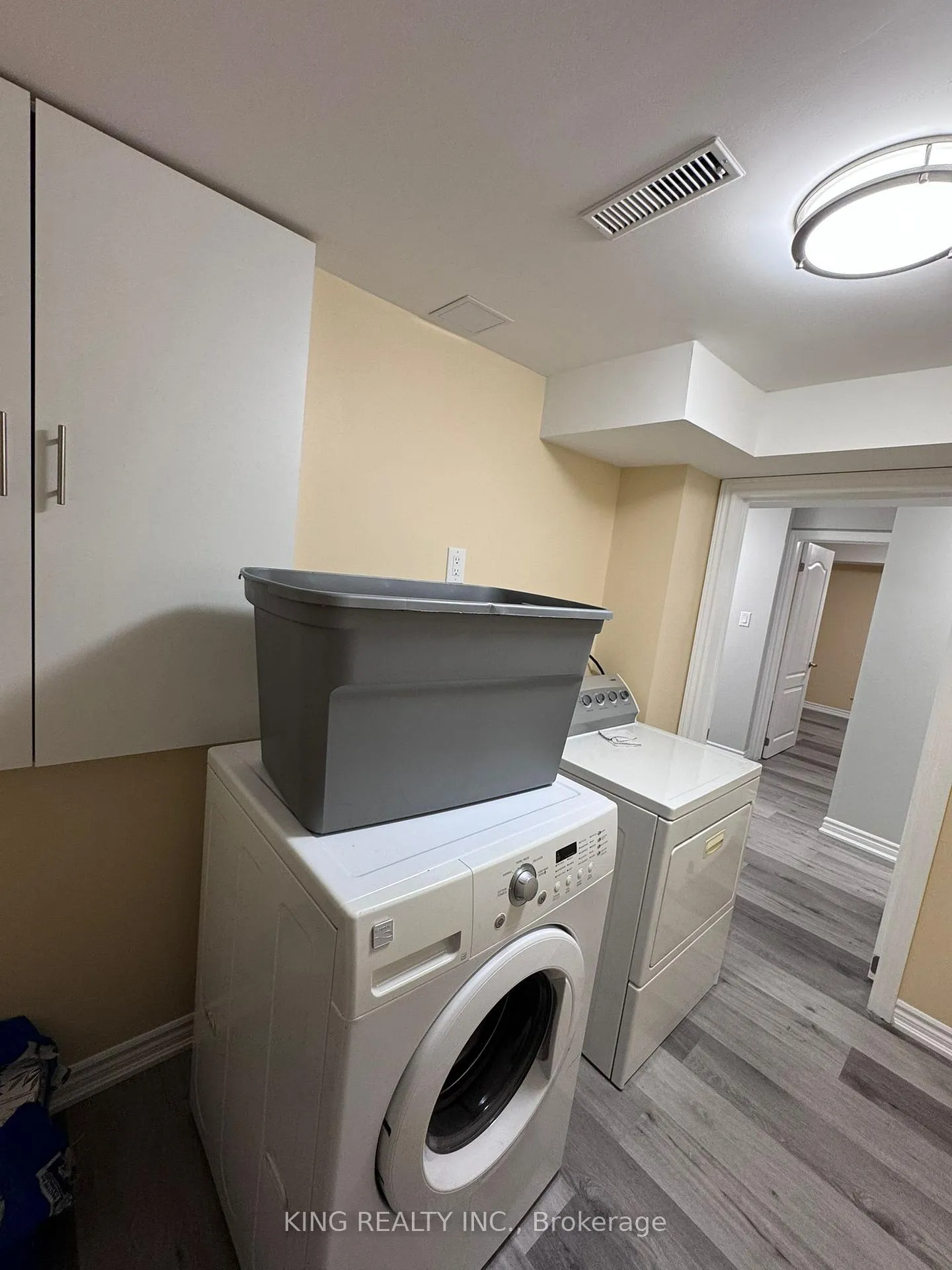 Photo 6 of Unit Basement, 103 Browning Trail, Barrie, Letitia Heights — HOMEH