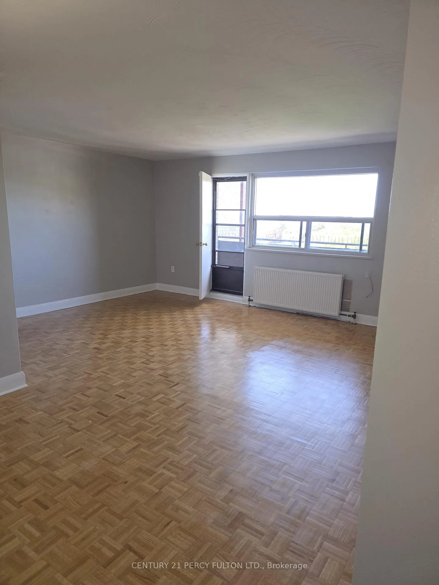 Front of Unit 709, 1305 Wilson Avenue