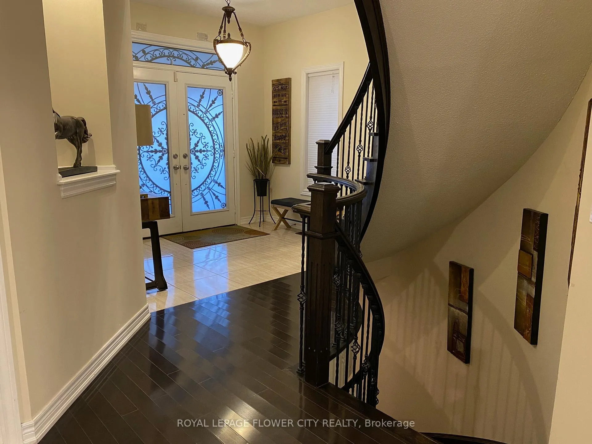 Photo 4 of 782 Miltonbrook Crescent, Milton, Willmott — HOMEH