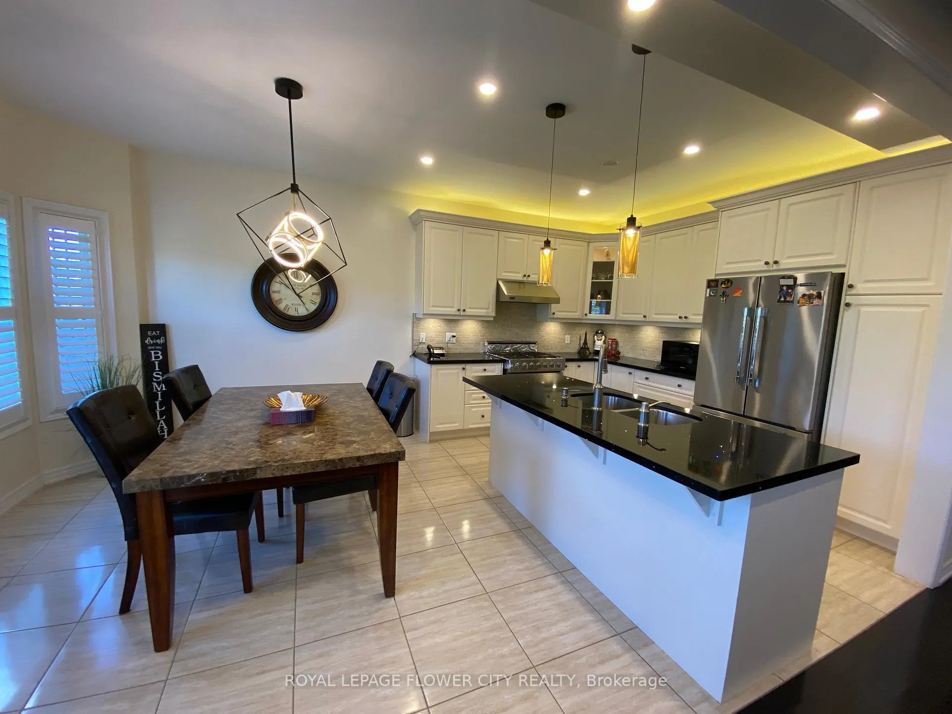 Photo 24 of 782 Miltonbrook Crescent, Milton, Willmott — HOMEH