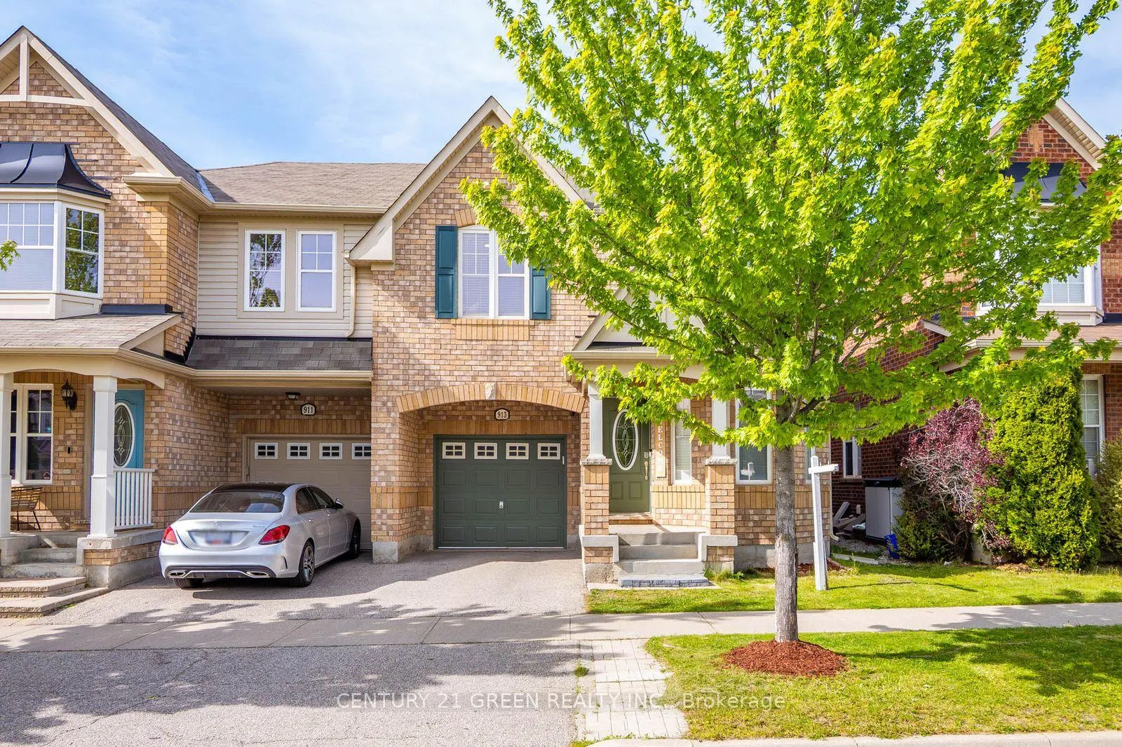 Photo 1 of 913 Philbrook Drive E, Milton, Coates — HOMEH