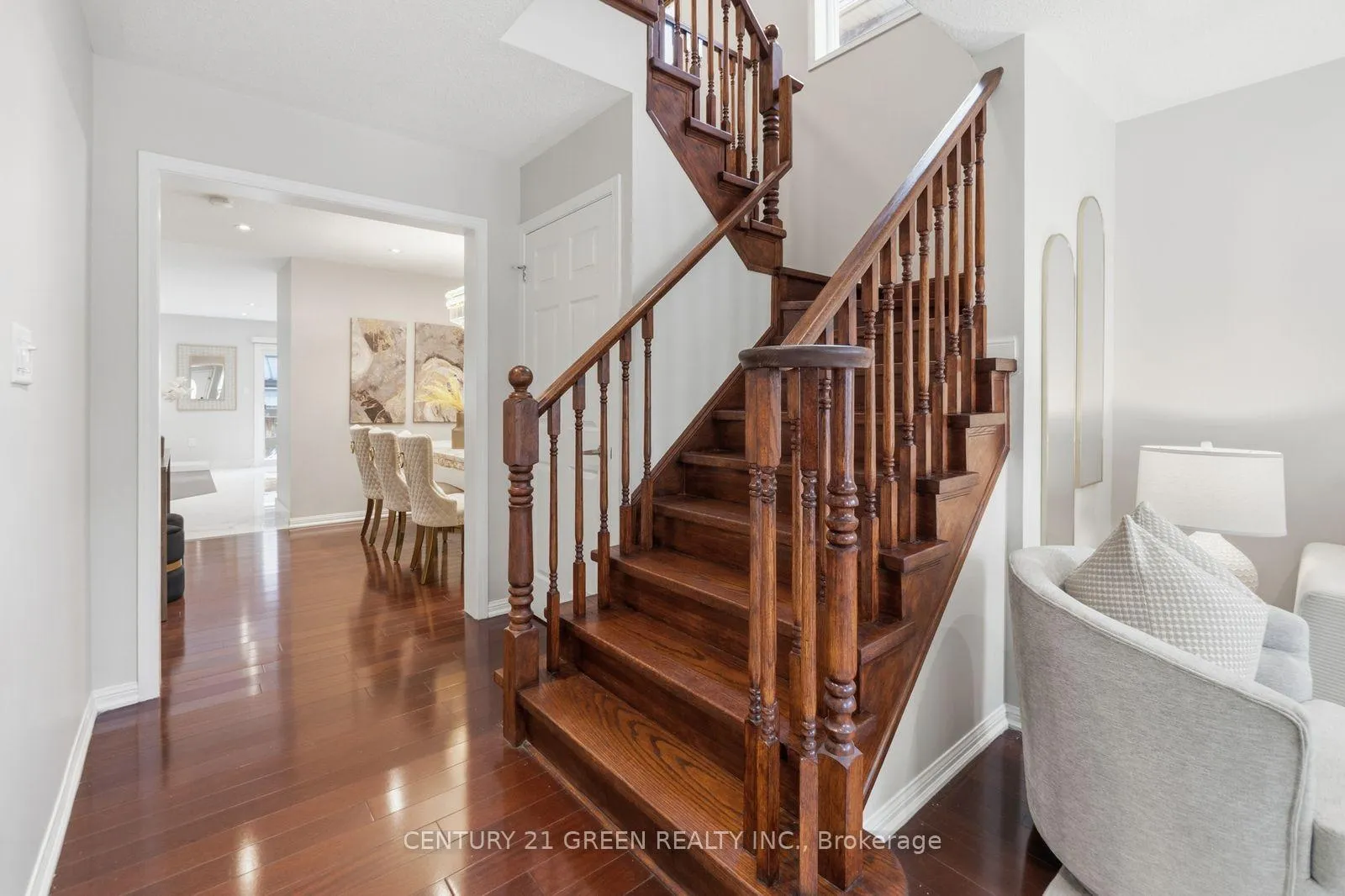Photo 23 of 913 Philbrook Drive E, Milton, Coates — HOMEH