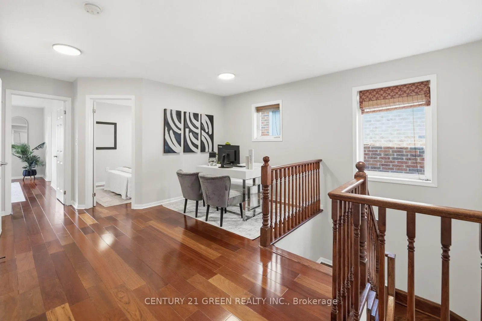 Photo 25 of 913 Philbrook Drive E, Milton, Coates — HOMEH