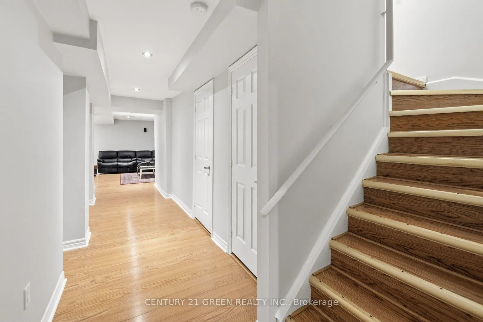 Photo 38 of 913 Philbrook Drive E, Milton, Coates — HOMEH