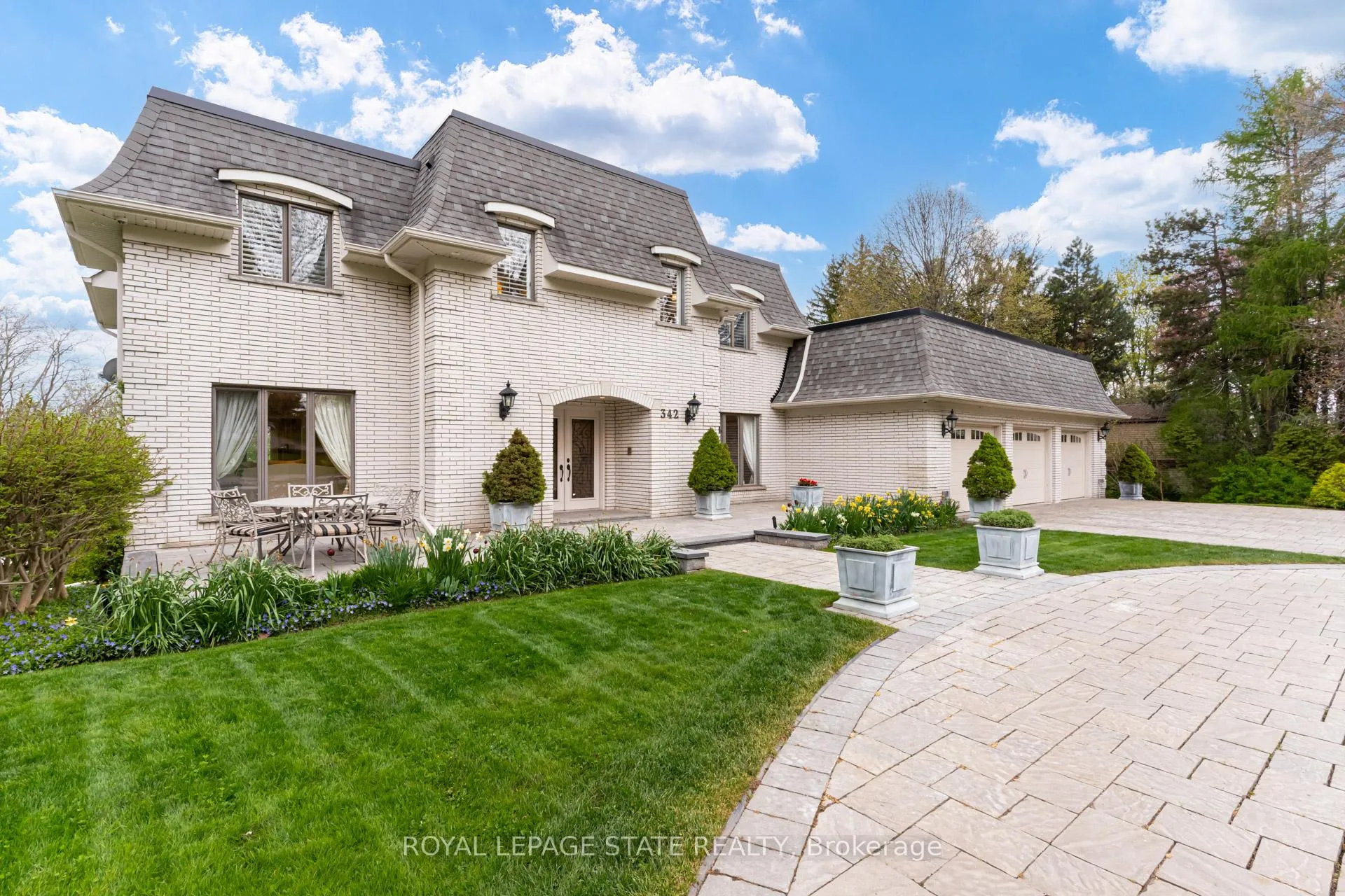 Photo 6 of 342 Mountain Brow Road, Hamilton, Waterdown — HOMEH