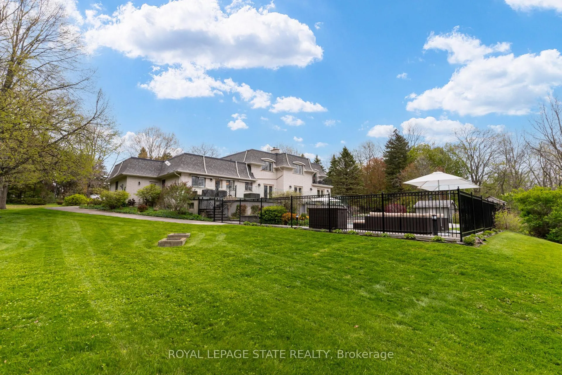 Photo 47 of 342 Mountain Brow Road, Hamilton, Waterdown — HOMEH