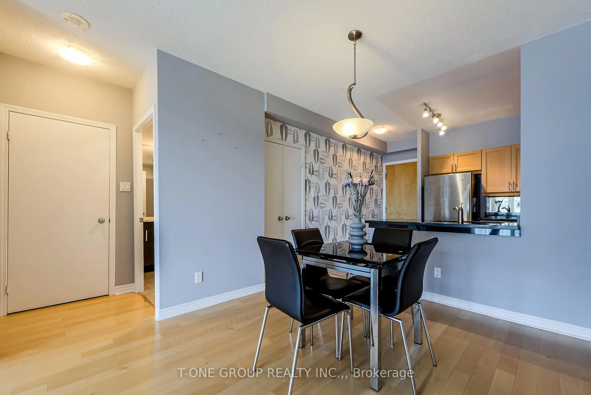 Photo 7 of Unit 1031, 600 Queens Quay W, Toronto, Waterfront Communities — HOMEH