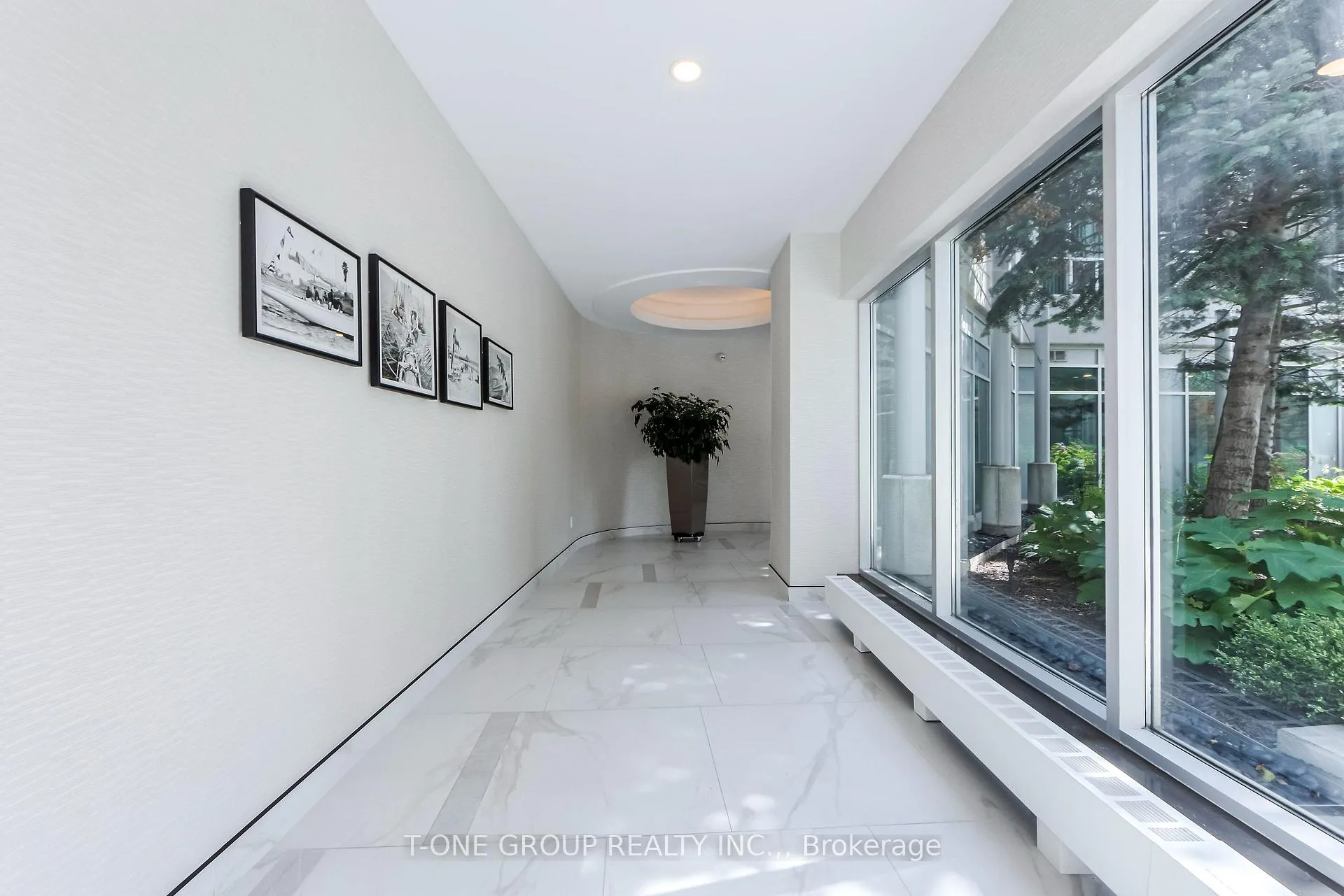 Photo 19 of Unit 1031, 600 Queens Quay W, Toronto, Waterfront Communities — HOMEH