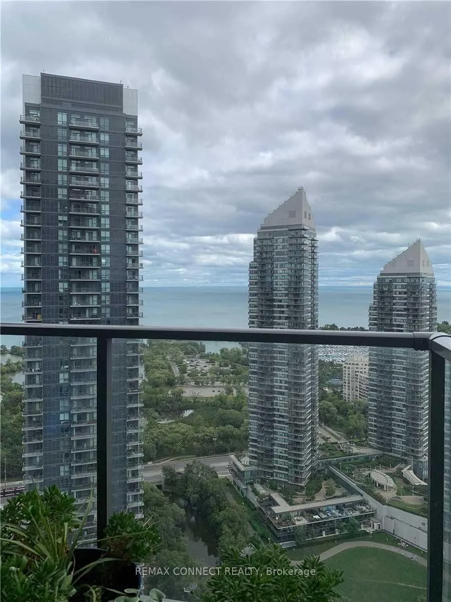 Photo 5 of Unit 3302, 36 Park Lawn Road, Etobicoke, Mimico — HOMEH