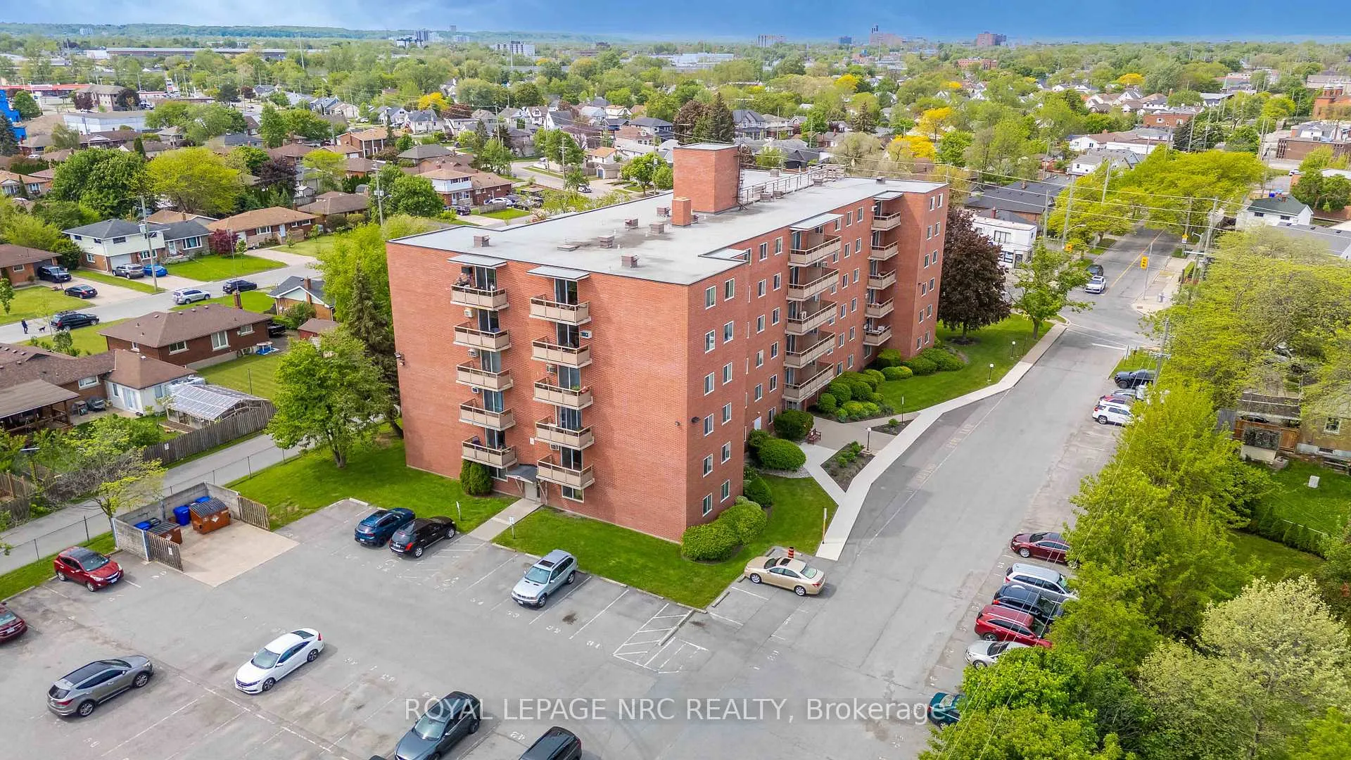 Photo 2 of Unit 507, 264 Grantham Avenue, St. Catharines, Carlton/Bunting — HOMEH