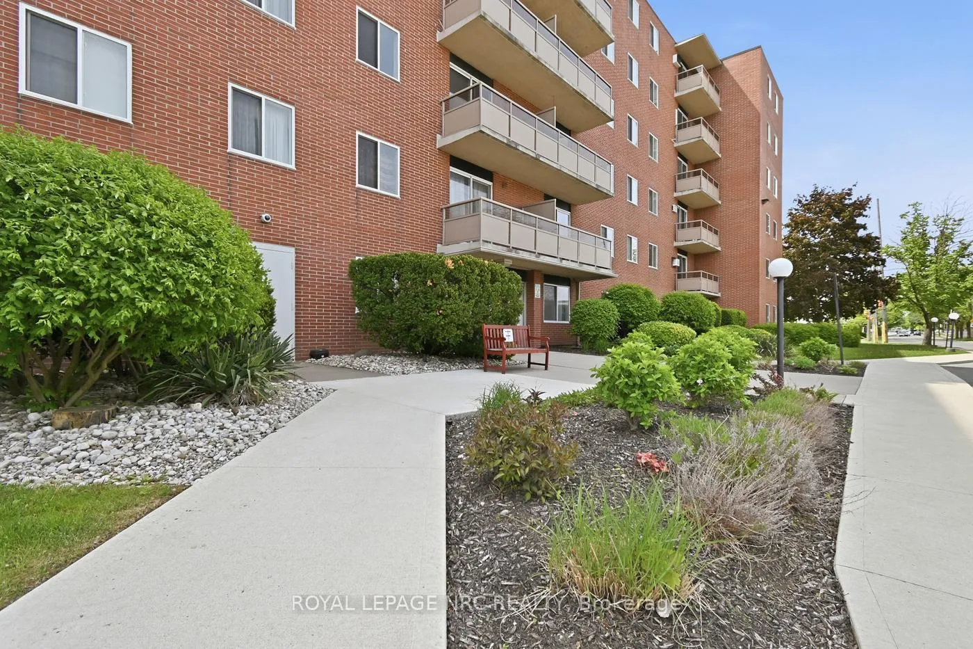 Photo 3 of Unit 507, 264 Grantham Avenue, St. Catharines, Carlton/Bunting — HOMEH