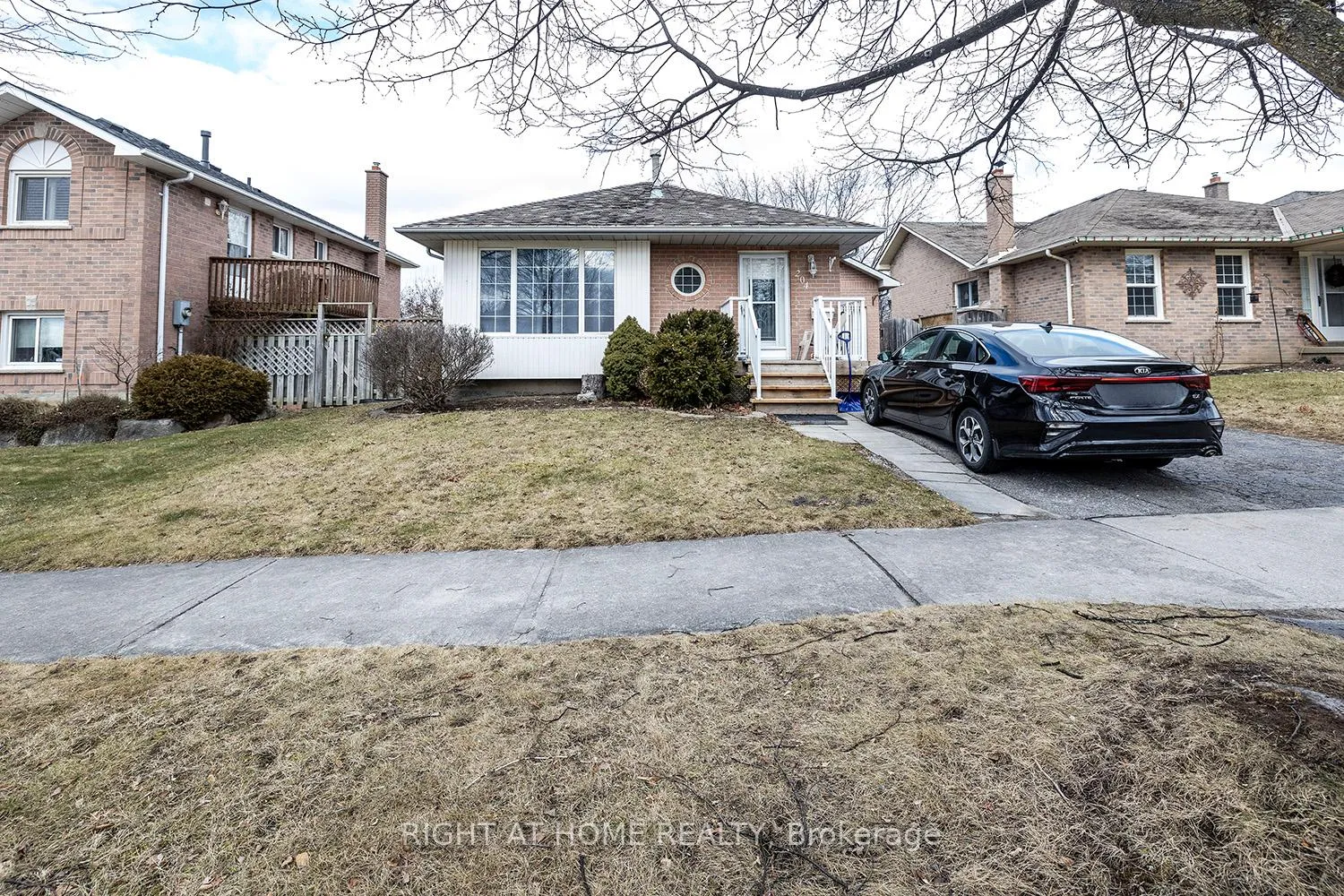 Photo 2 of 204 Johnson Avenue, Whitby, Blue Grass Meadows — HOMEH