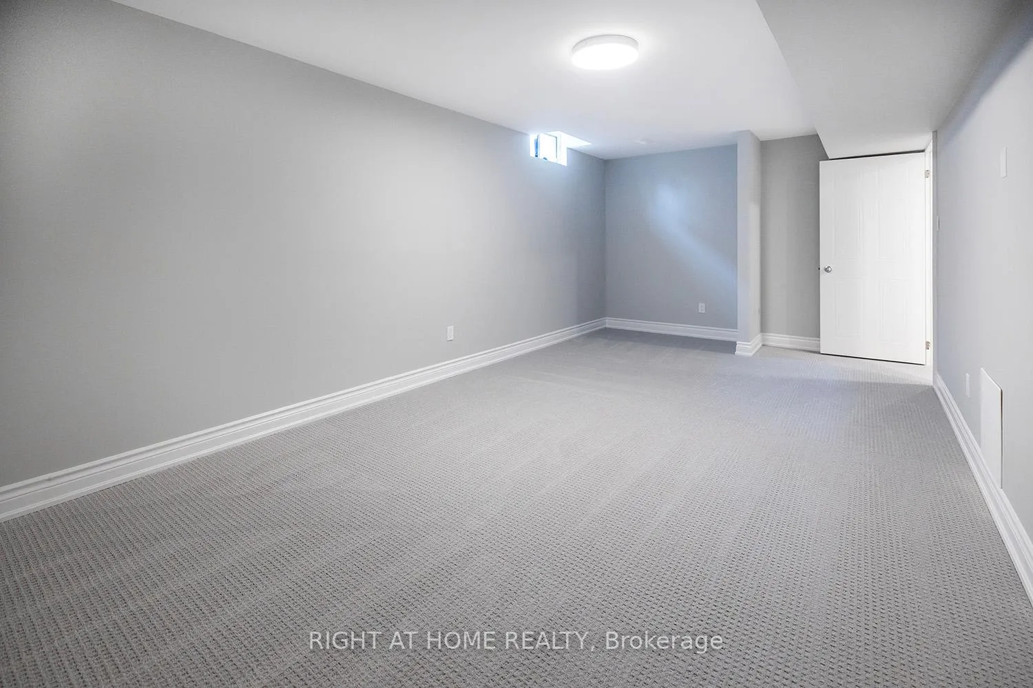 Photo 12 of 204 Johnson Avenue, Whitby, Blue Grass Meadows — HOMEH