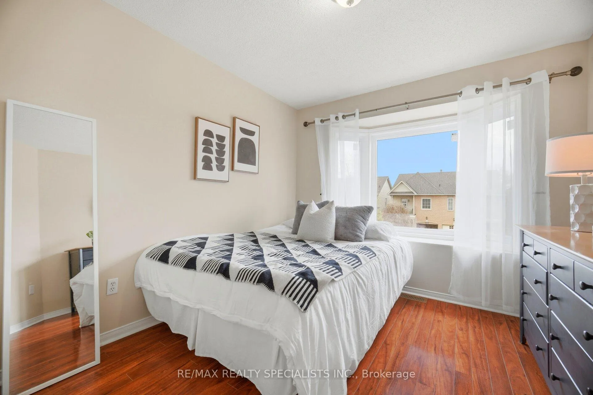 Photo 25 of 5131 Thornburn Drive, Burlington, Uptown — HOMEH
