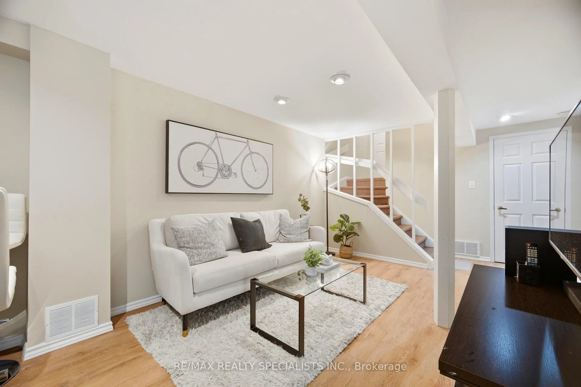 Photo 33 of 5131 Thornburn Drive, Burlington, Uptown — HOMEH