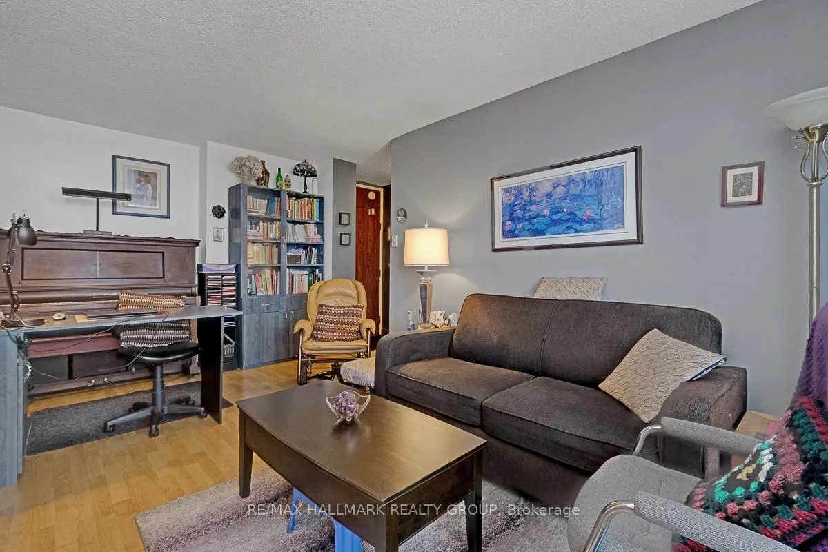 Photo 10 of Unit 414, 2020 Jasmine Crescent, Ottawa, Beacon Hill South — HOMEH