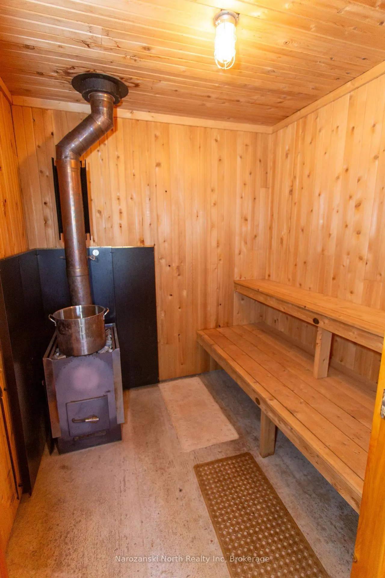 Photo 31 of 69 C Dumart Private, French River — HOMEH