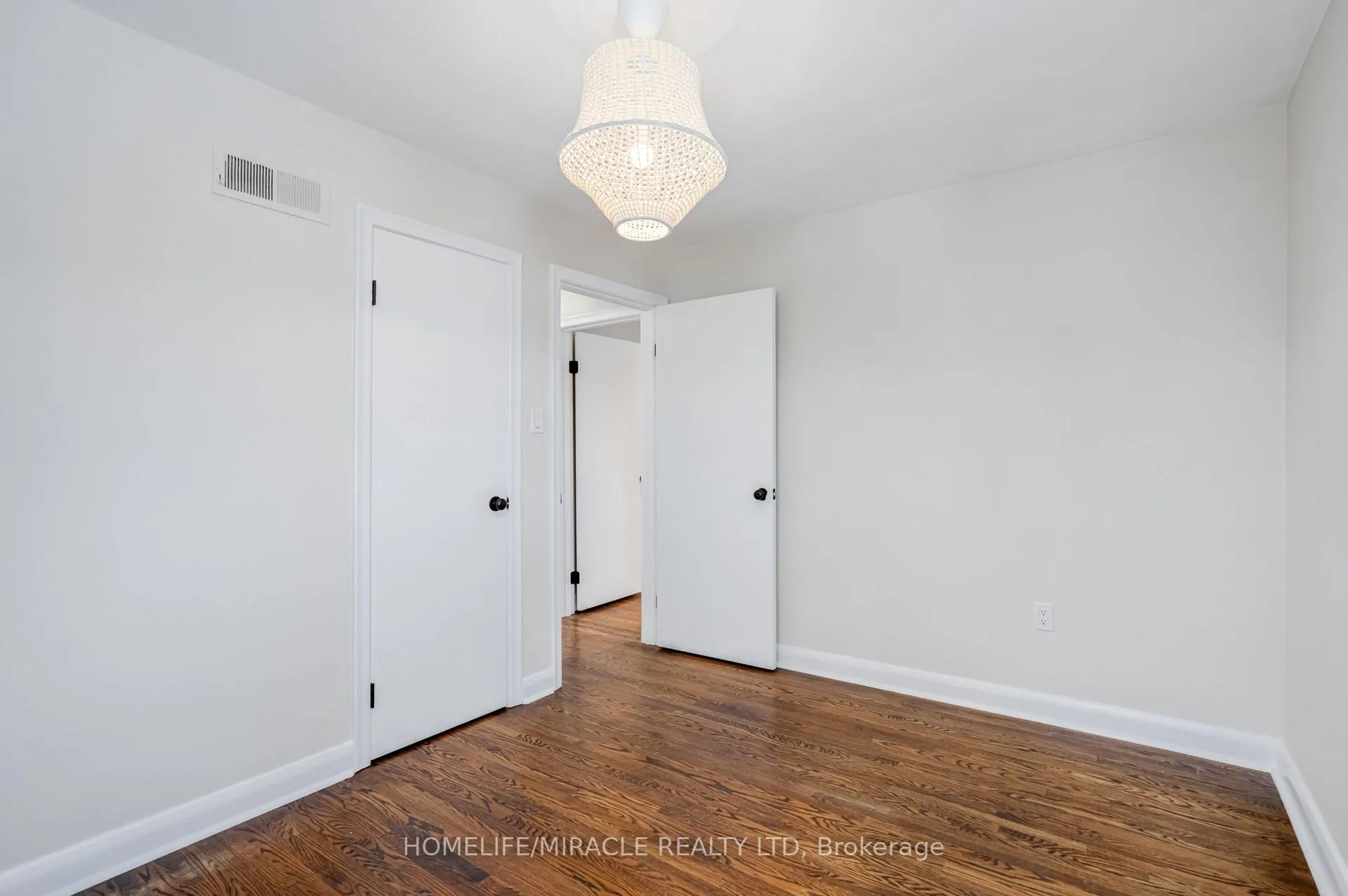 Photo 14 of Unit A, 34 Elizabeth Street, Brampton, Downtown Brampton — HOMEH